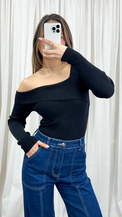 LEXUS KNIT TOP - BLACK