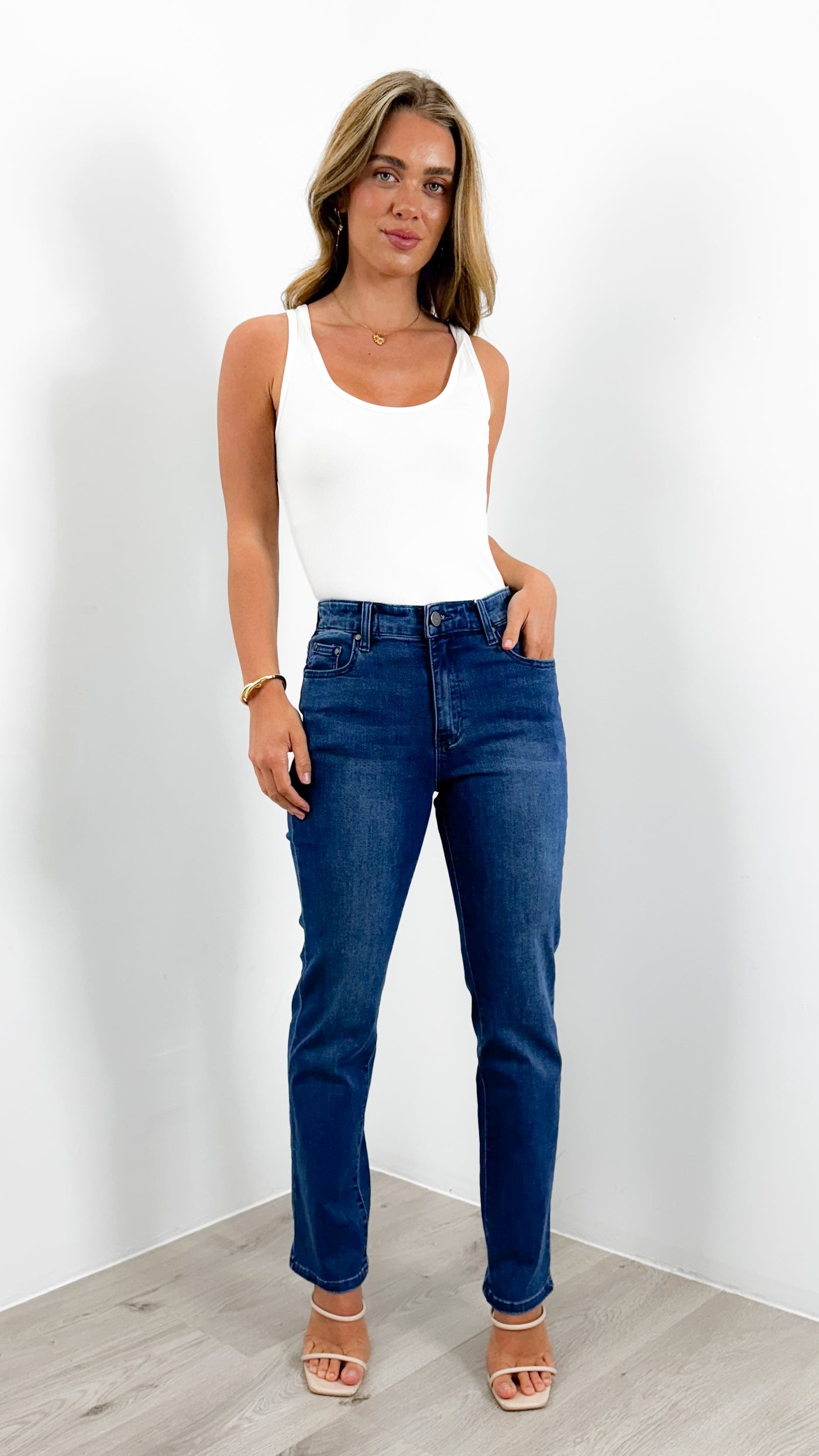 CARLTON STRETCH STRAIGHT LEG JEAN - DARK BLUE WASH