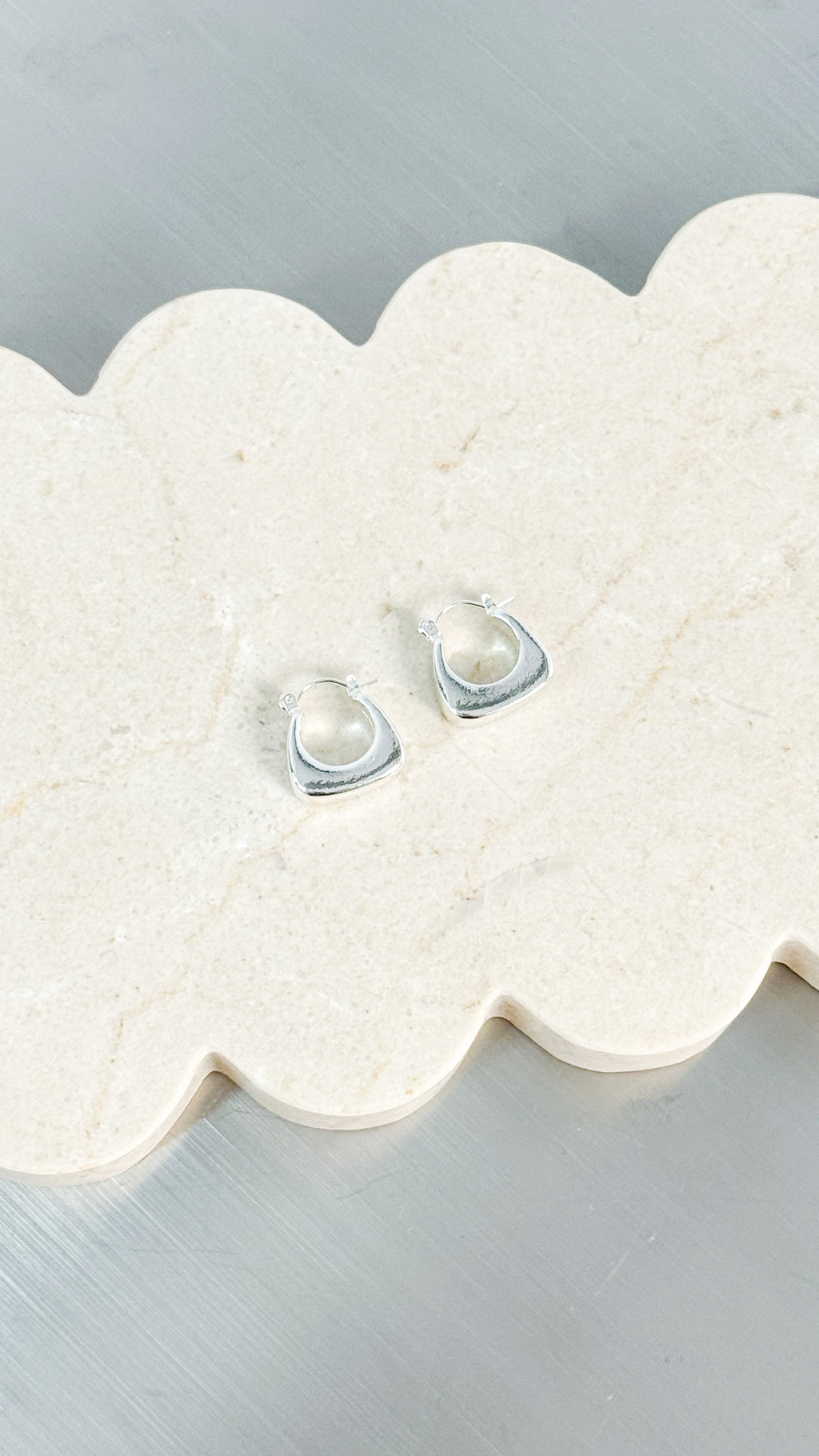 NORA HUGGIE 18K GOLD PLATED EARRINGS - SILVER