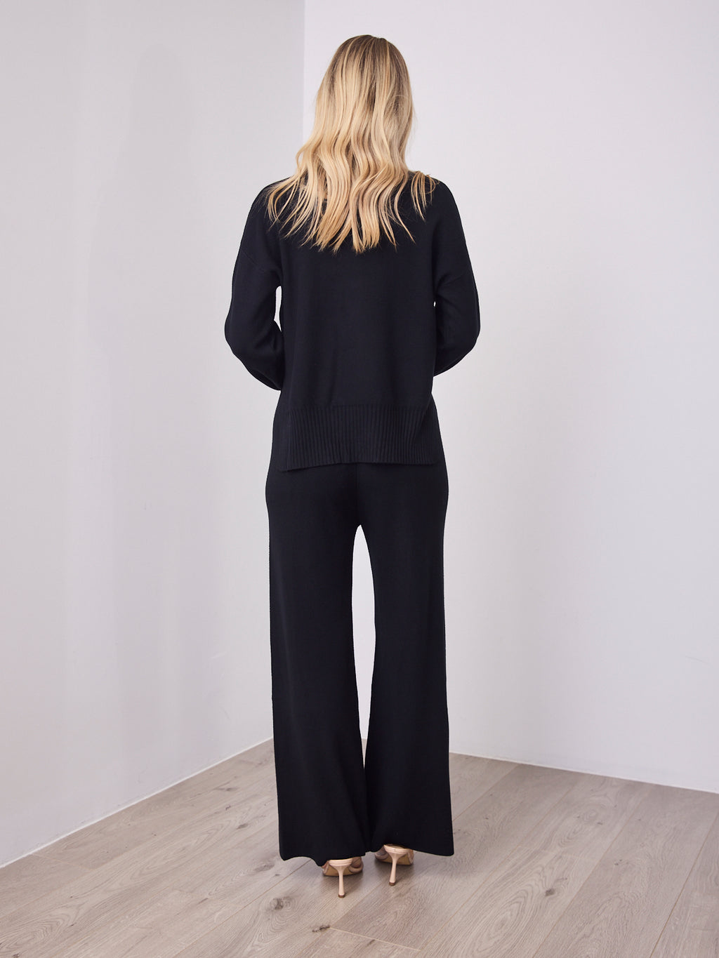 DELTA KNIT PANT - BLACK