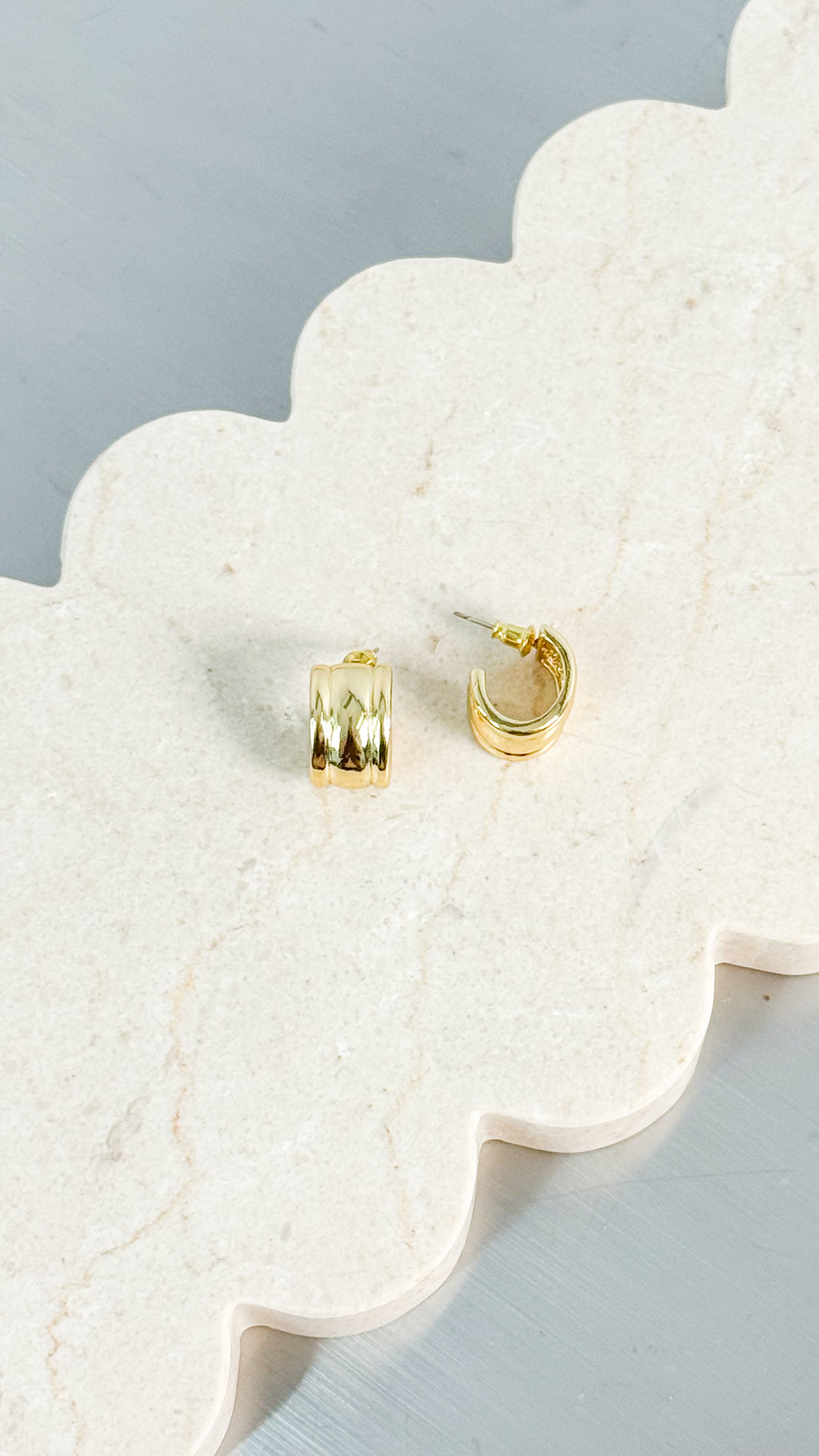 KAIA EVERYDAY 18K GOLD PLATED EARRINGS - GOLD