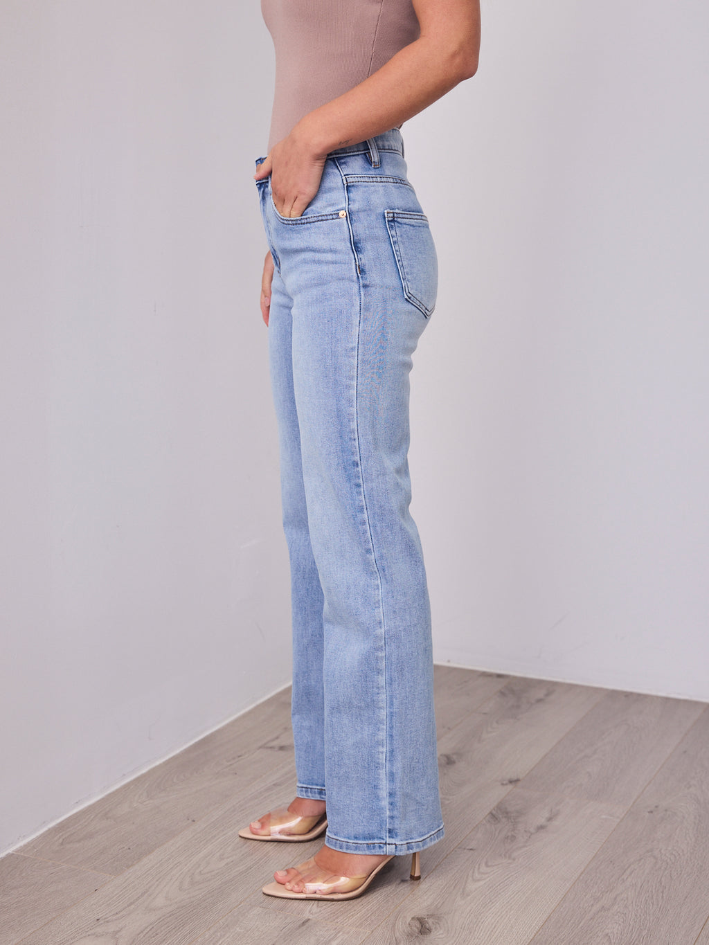MAISON JEAN - LIGHT DENIM