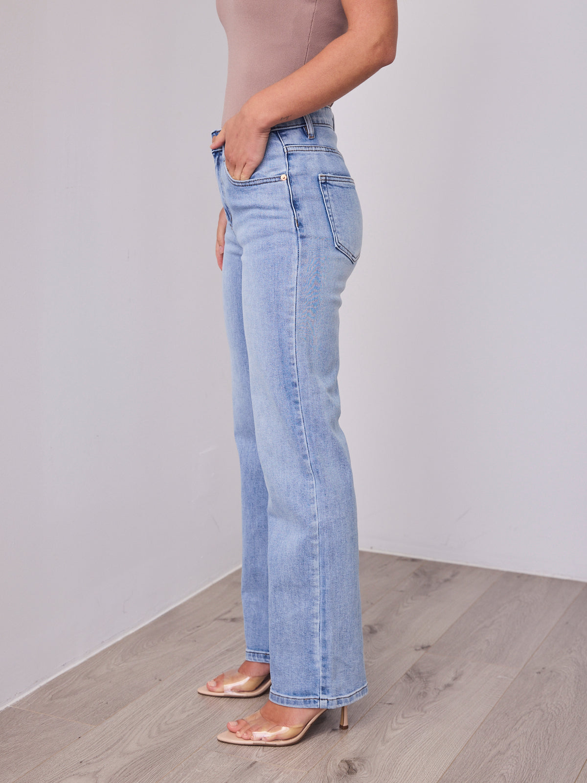 MAISON JEAN - LIGHT DENIM