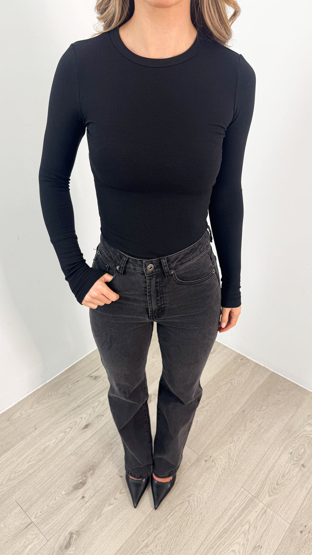 KAYLA TOP - BLACK