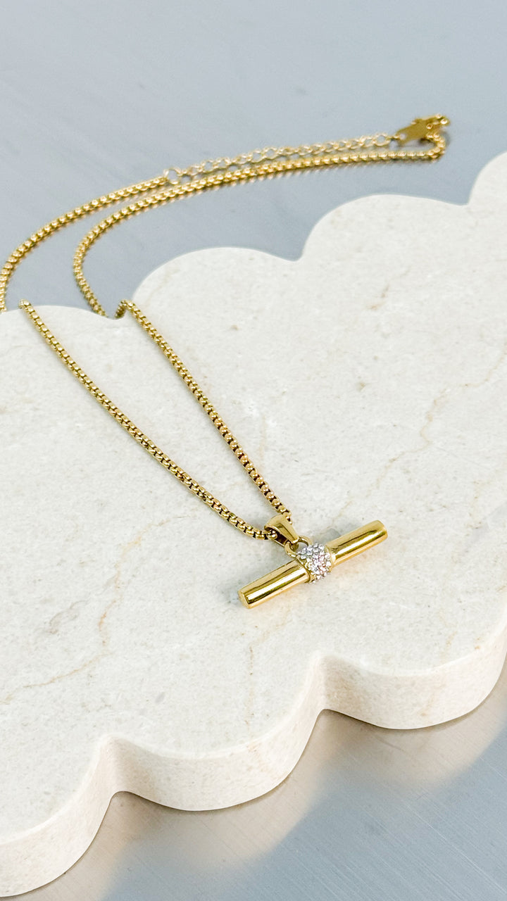 VIVIENNE T-BAR 18K GOLD PLATED NECKLACE - GOLD