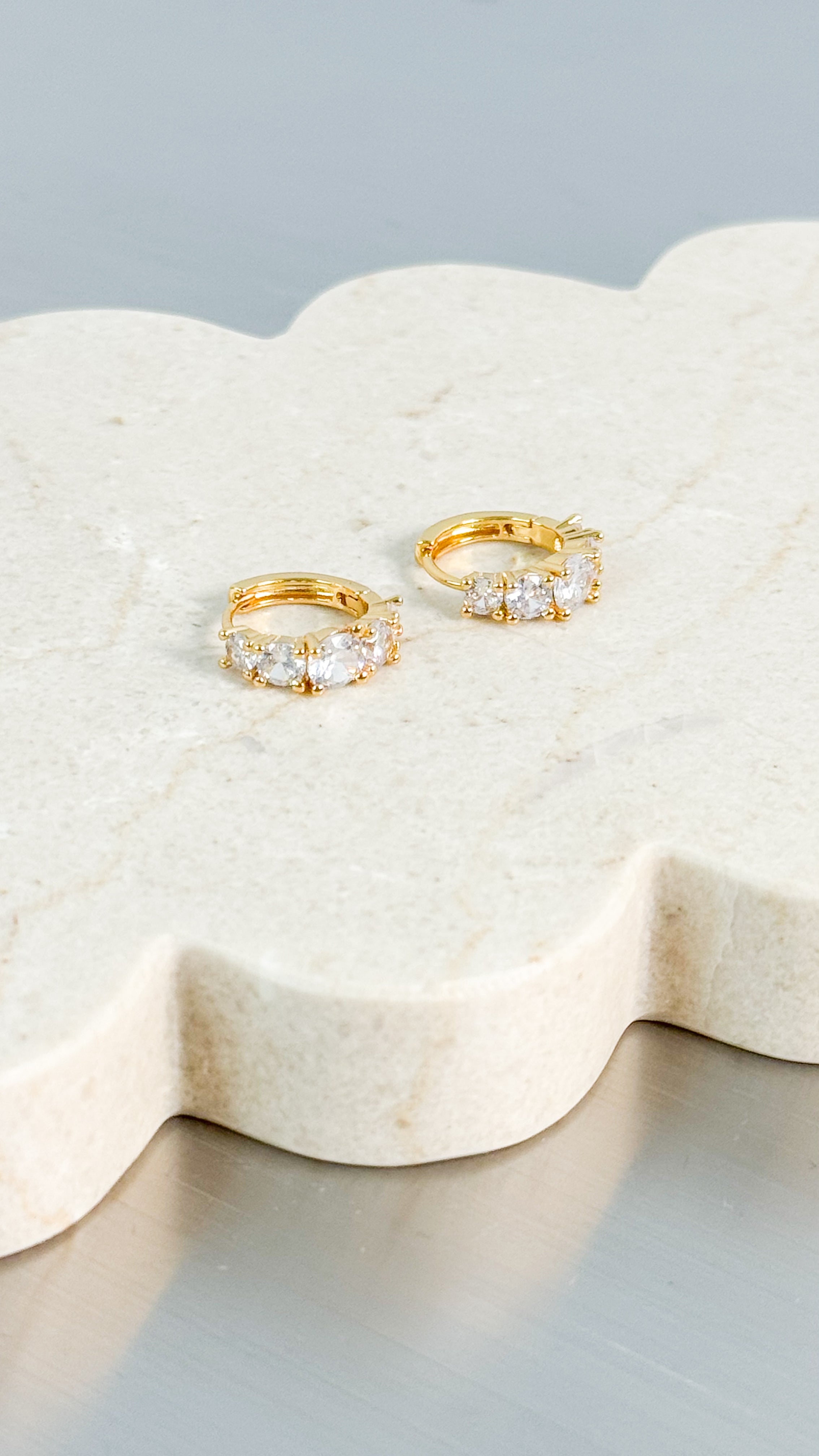 BIRCH CRYSTAL 18K GOLD PLATED HUGGIE EARRINGS - GOLD