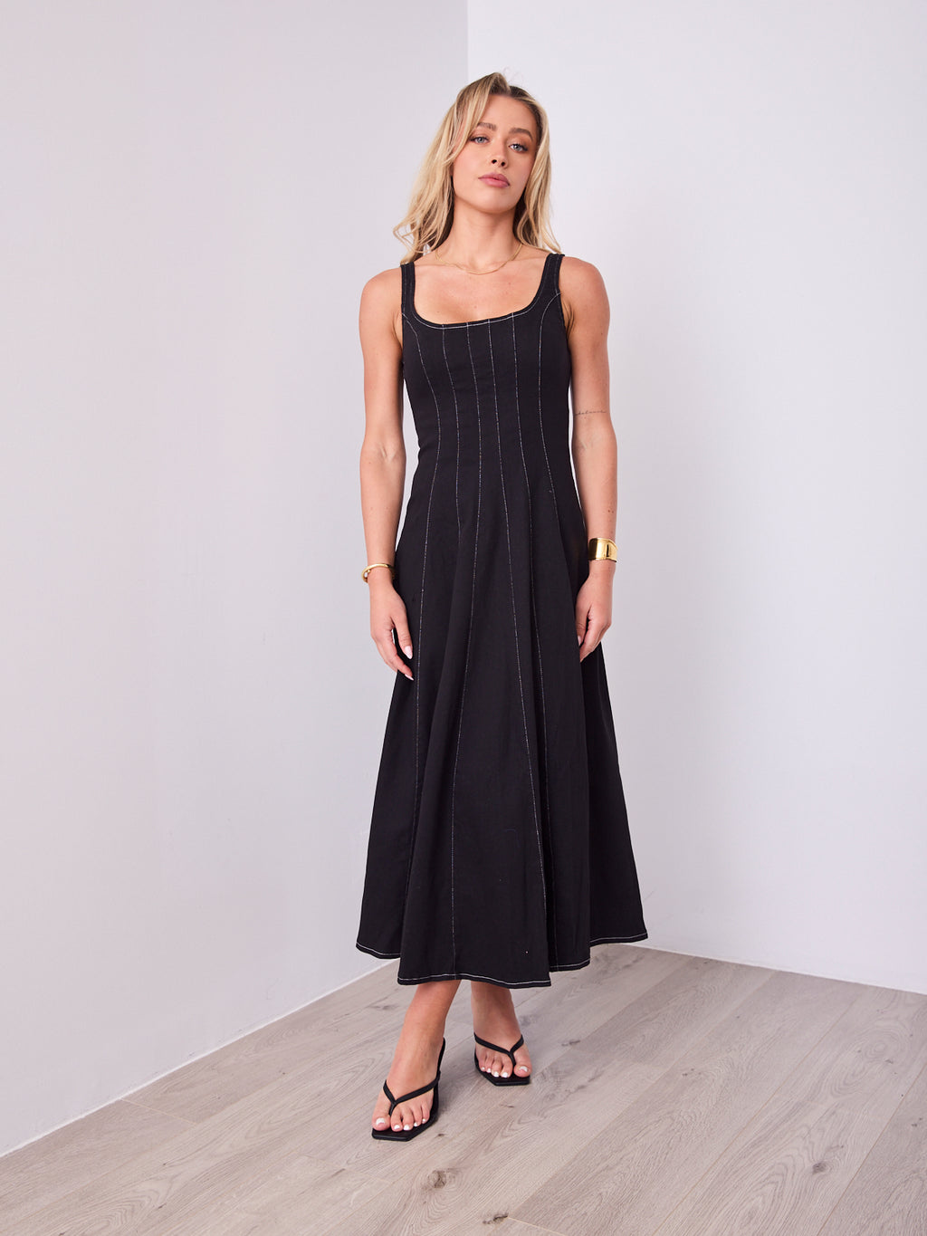 EVE DENIM DRESS - BLACK