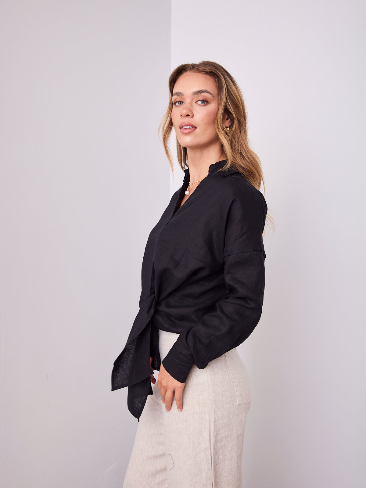 COMO LONG SLEEVE LINEN SHIRT - BLACK