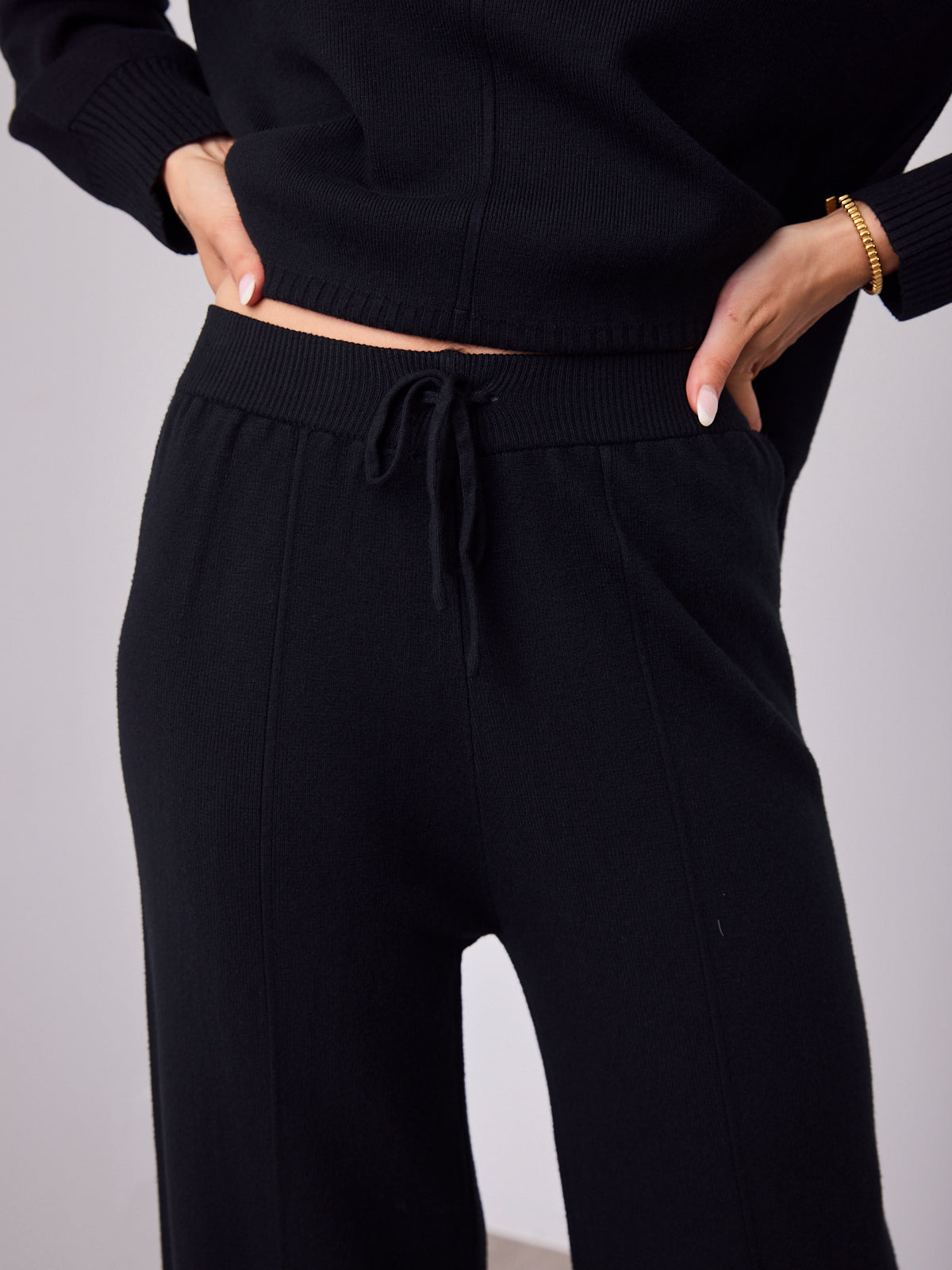 DELTA KNIT PANT - BLACK