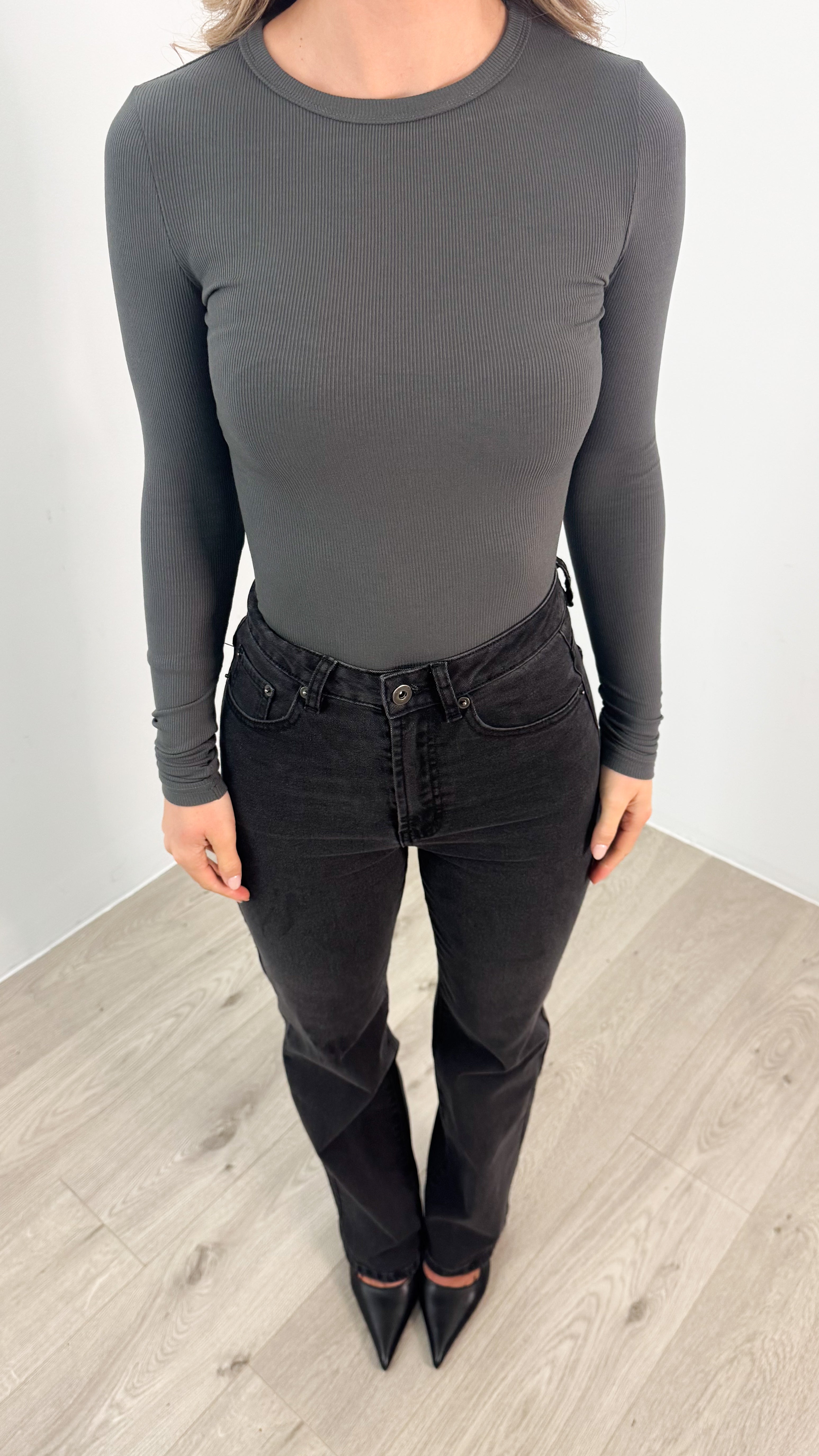 KAYLA TOP - CHARCOAL