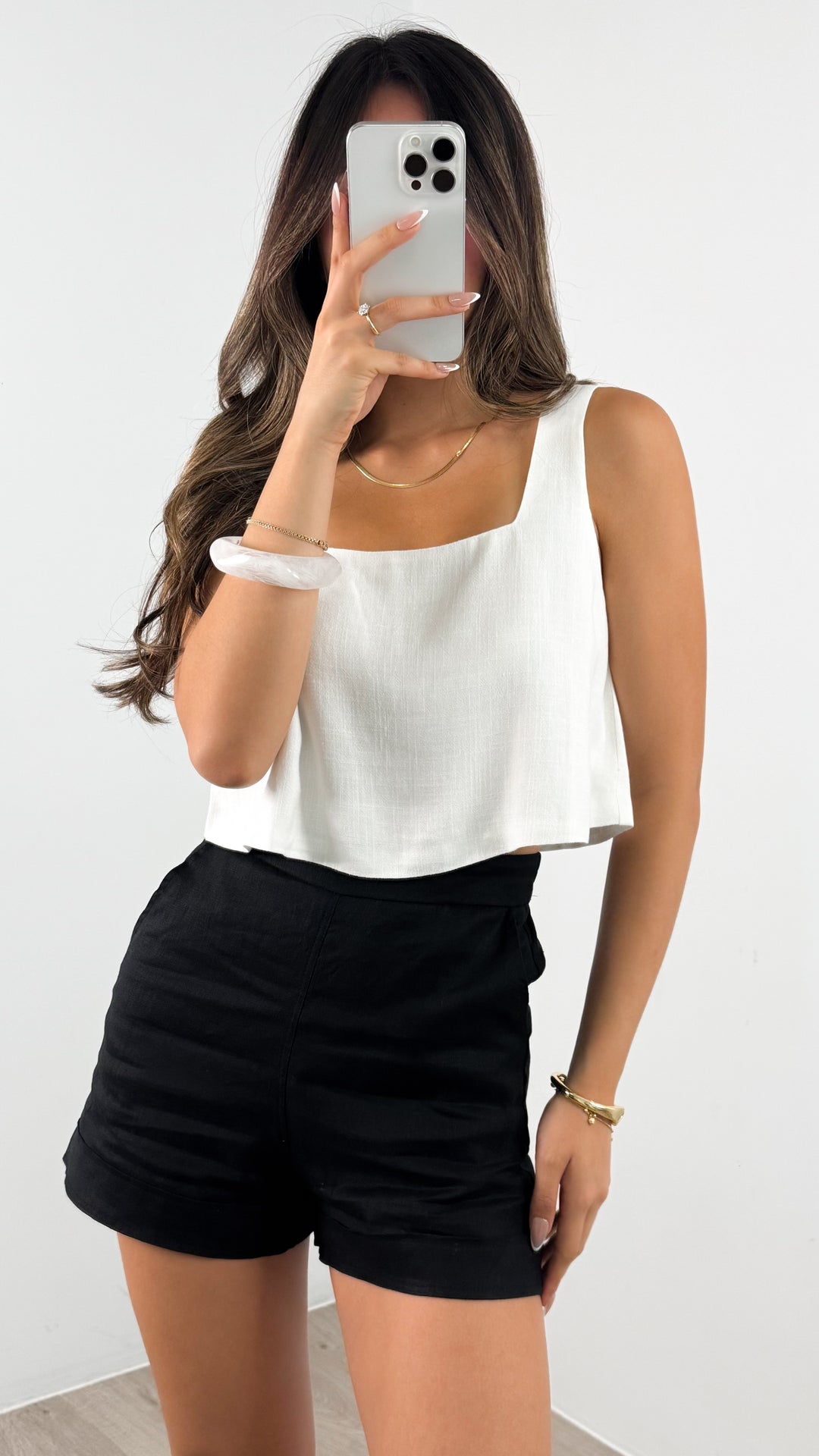 BAKER LINEN SHORTS - BLACK