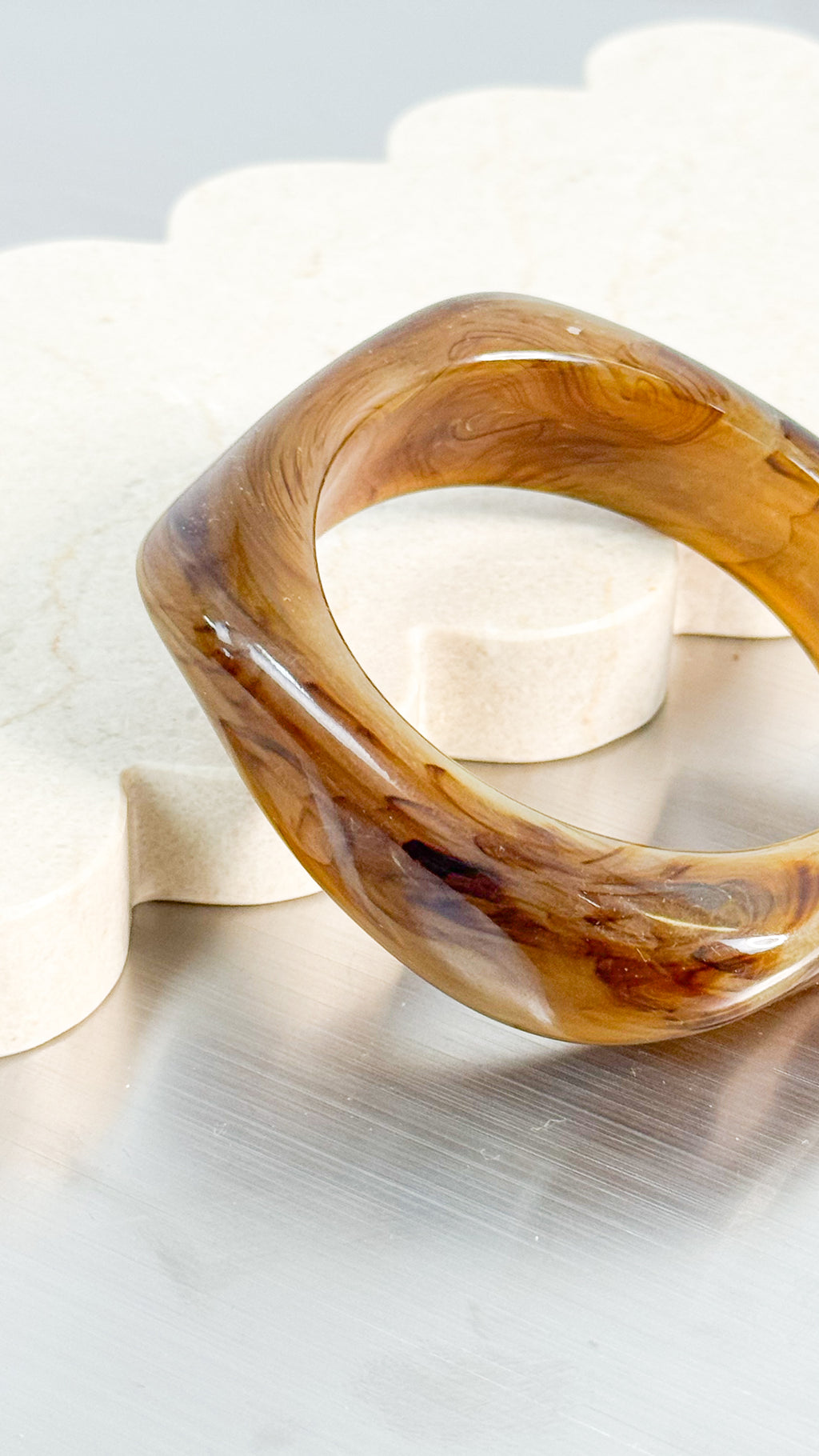 ANGULAR CUFF BANGLE - BROWN