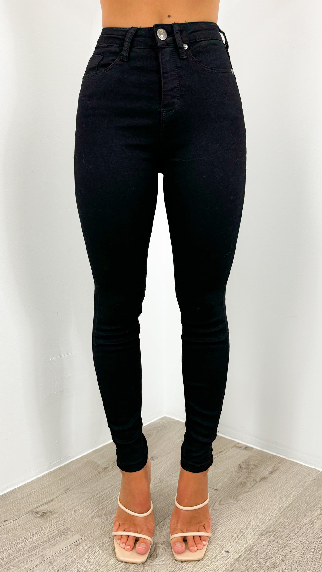 JESSIE STRETCH BASIC HIGH RISE SKINNY JEAN - BLACK