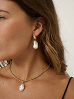 NATURAL ORGANIC 18K GOLD PLATED PEARL DROP EARRINGS - GOLD