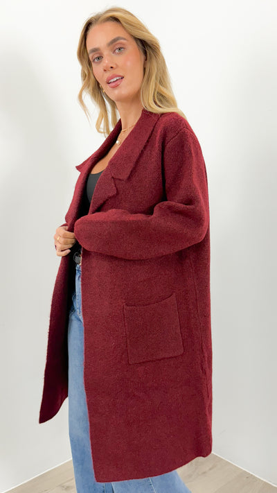ALBA COATIGAN - WINE