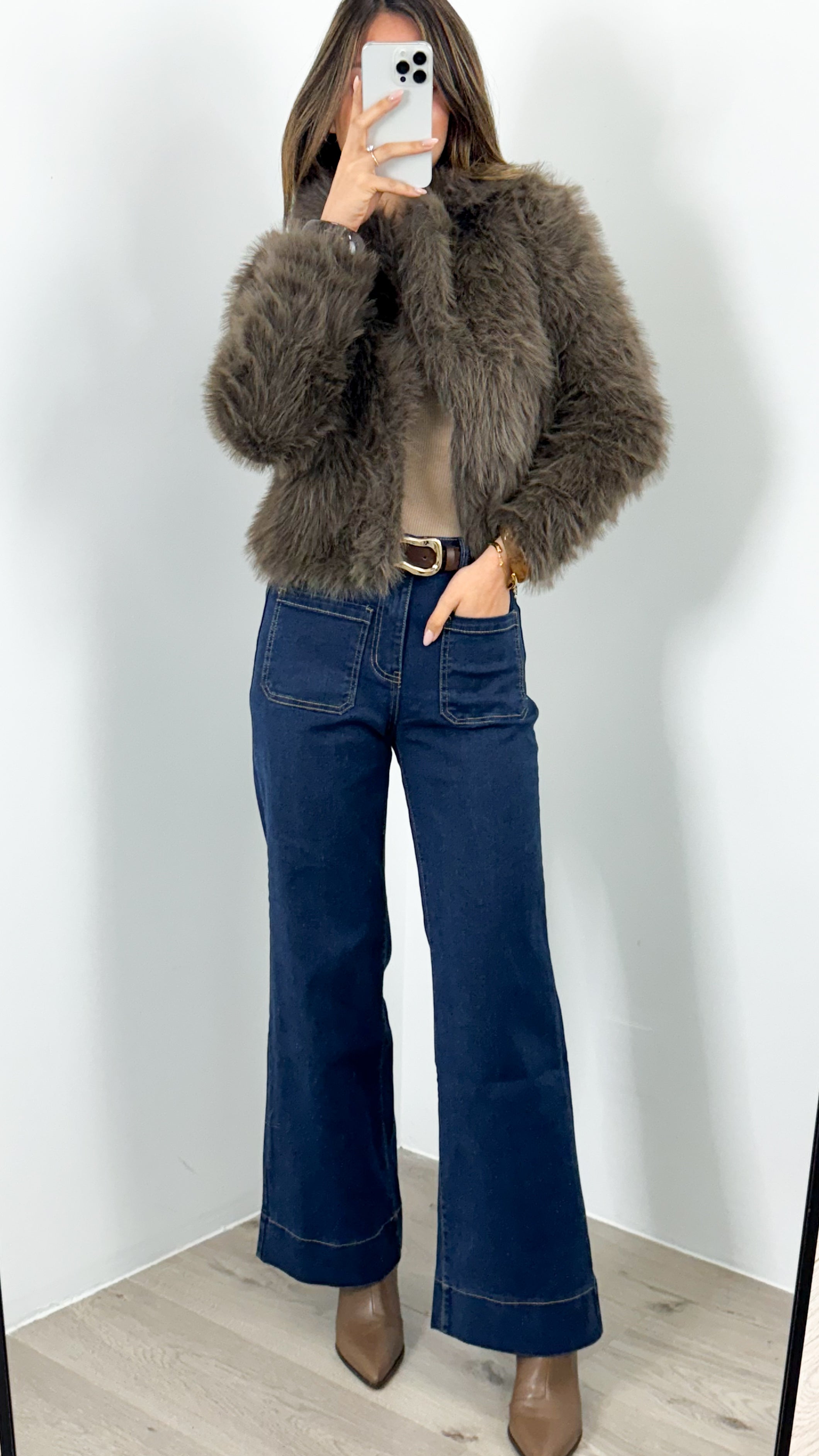 CHICAGO FAUX FUR JACKET - MOCHA