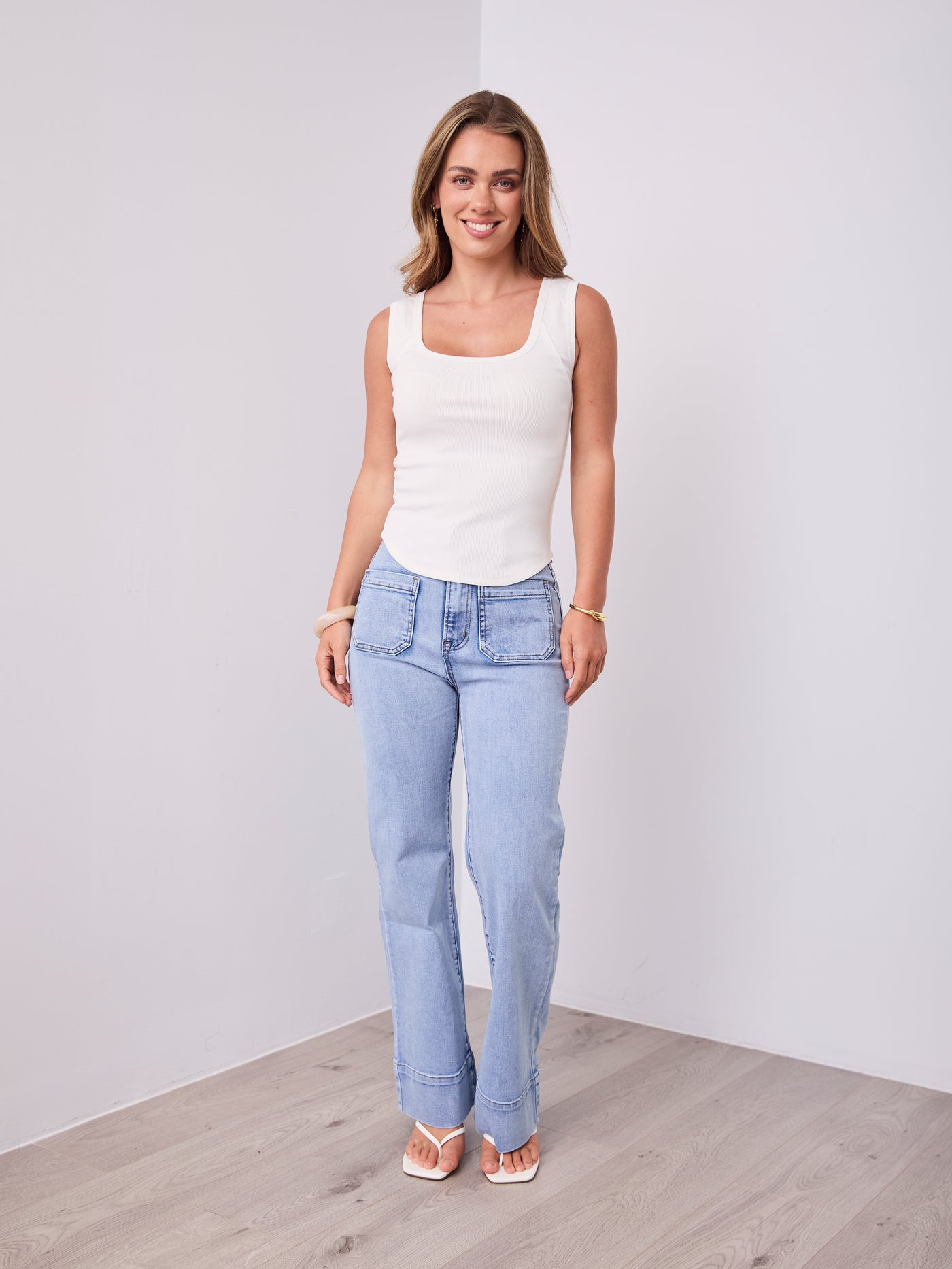 SATURDAY TANK TOP - WHITE