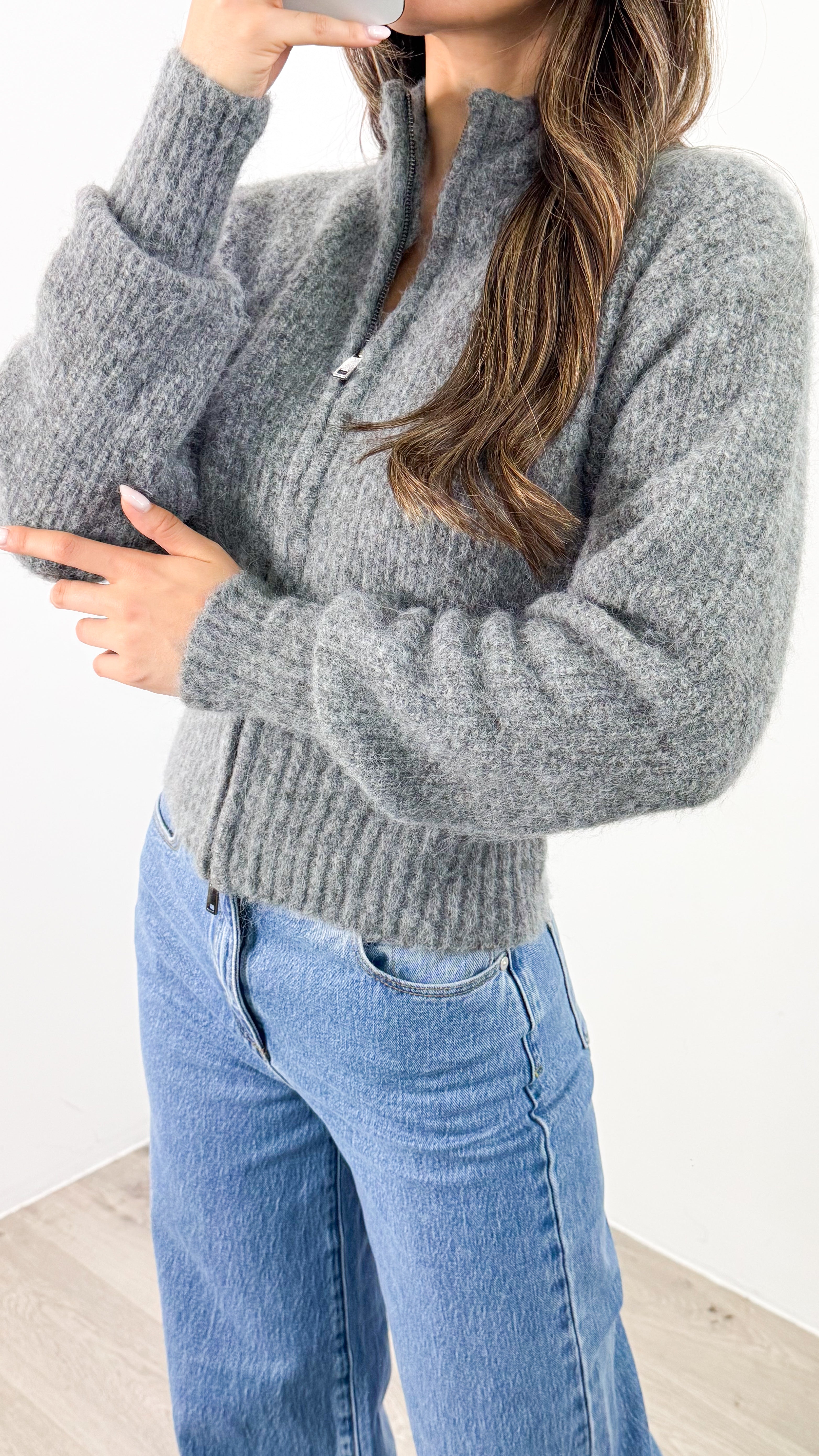 NOAH ZIP KNIT - CHARCOAL