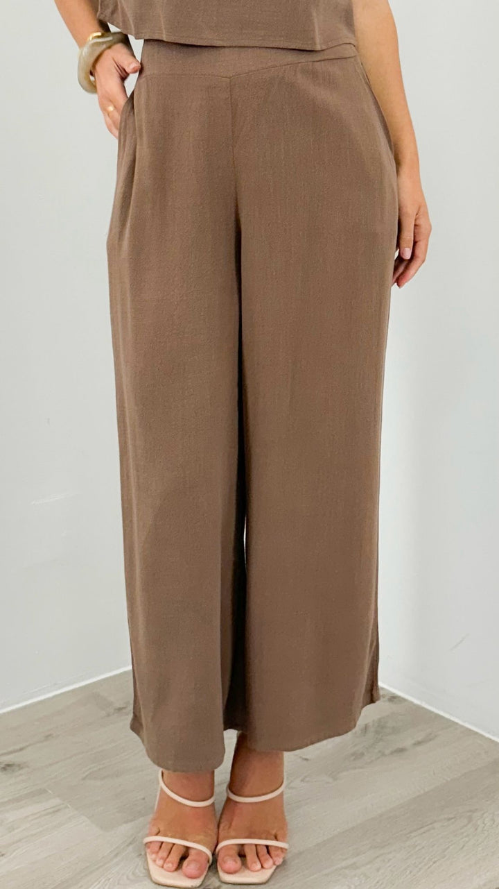 MEMPHIS 7/8 LINEN PANT - CHOCOLATE