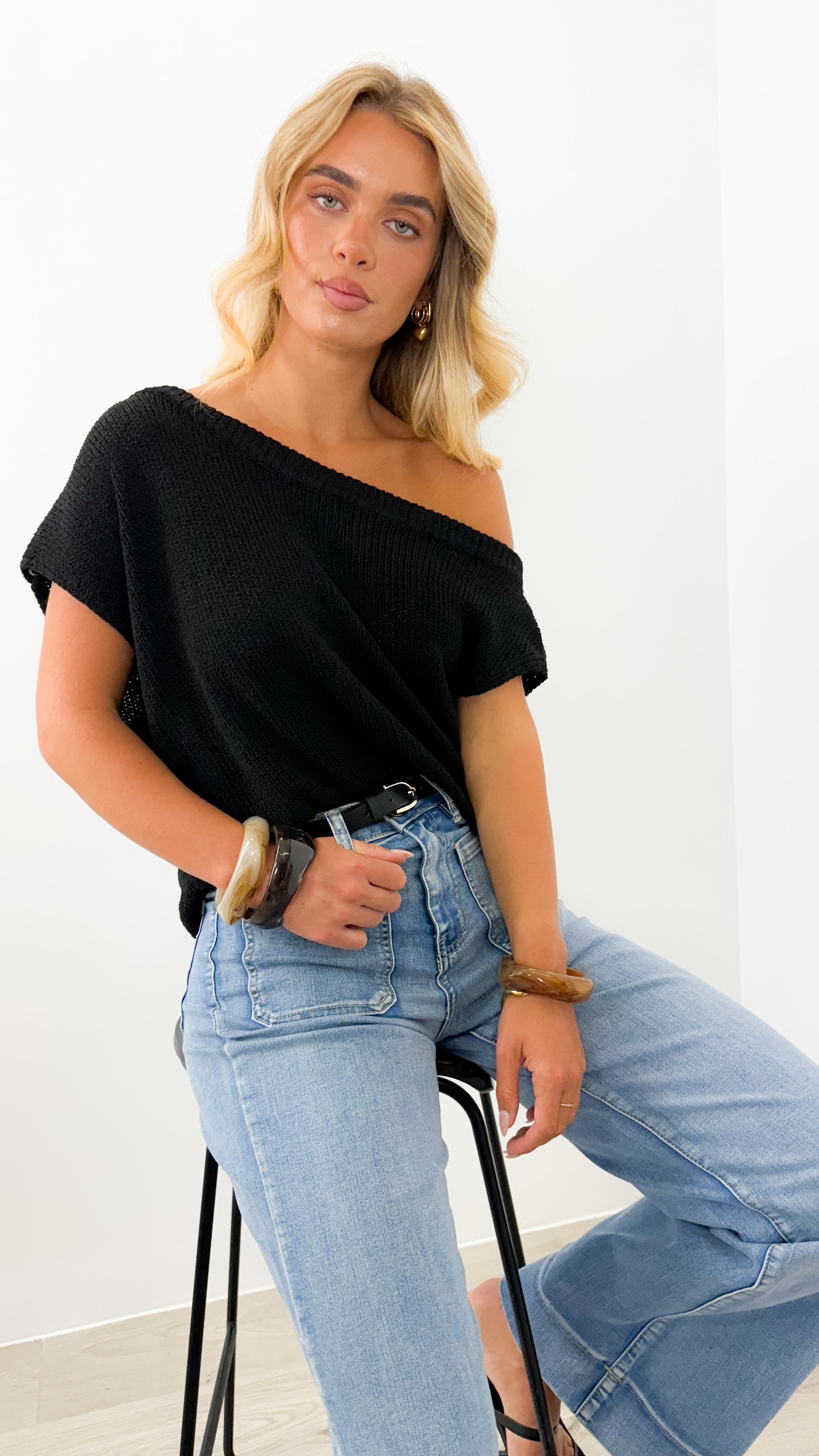 BETHENNY KNIT TOP - BLACK
