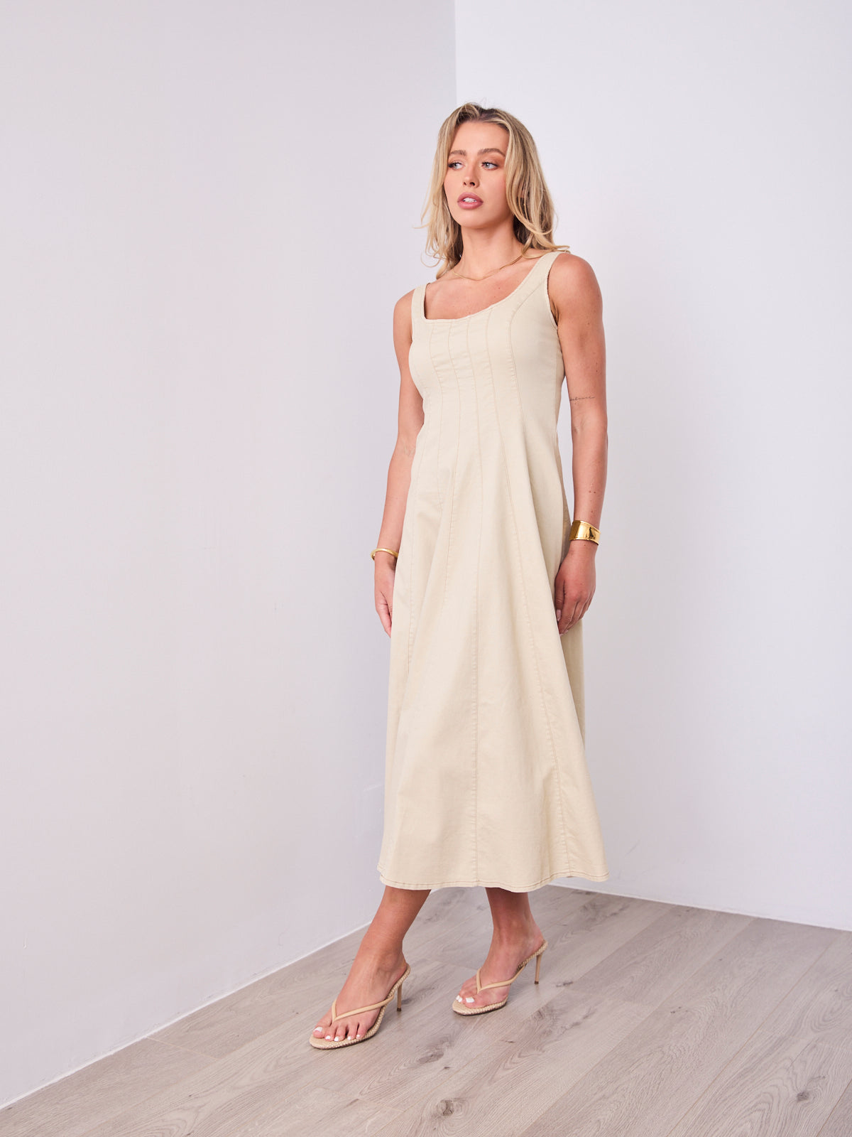 EVE DENIM DRESS - BEIGE