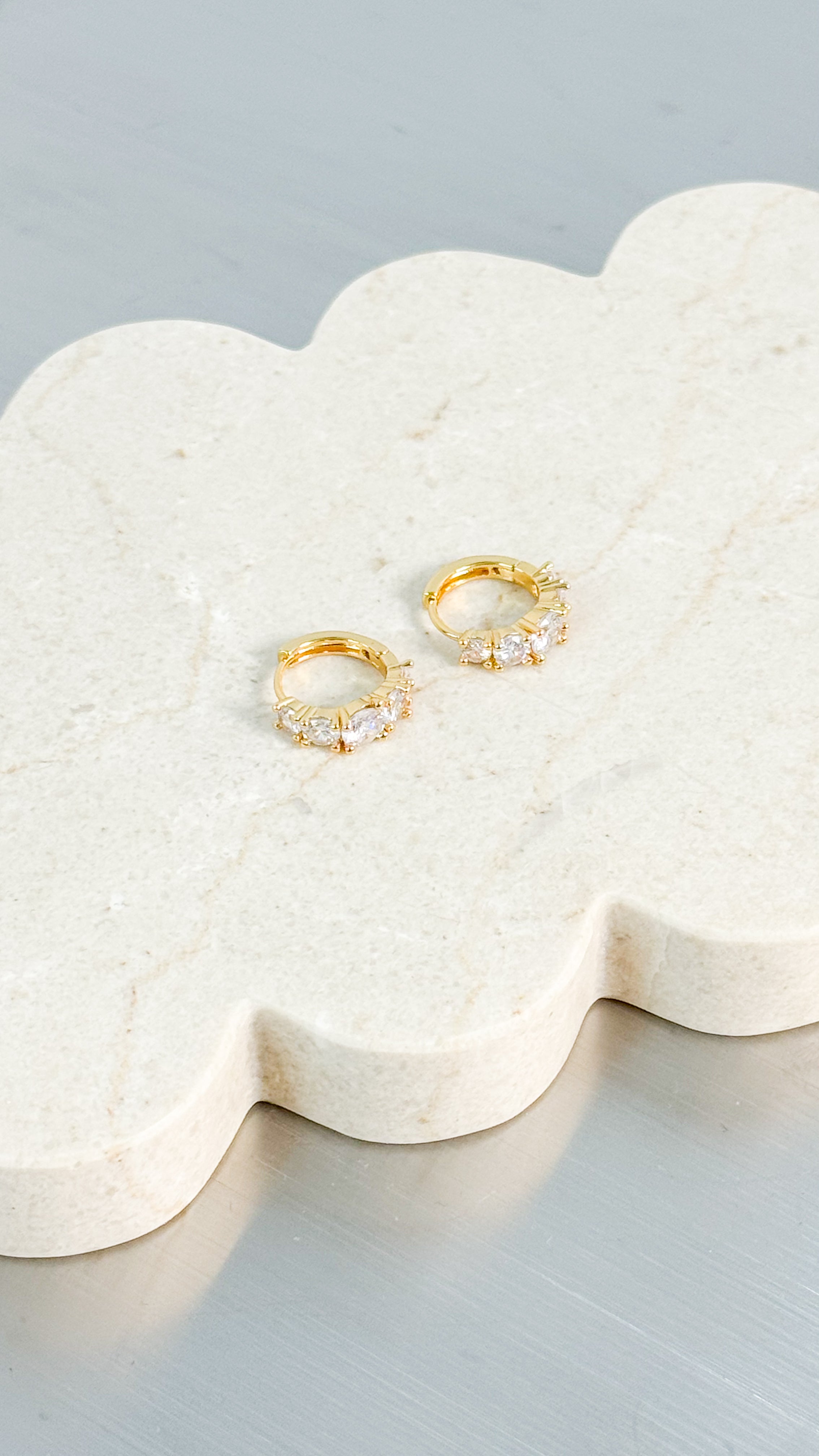 BIRCH CRYSTAL 18K GOLD PLATED HUGGIE EARRINGS - GOLD