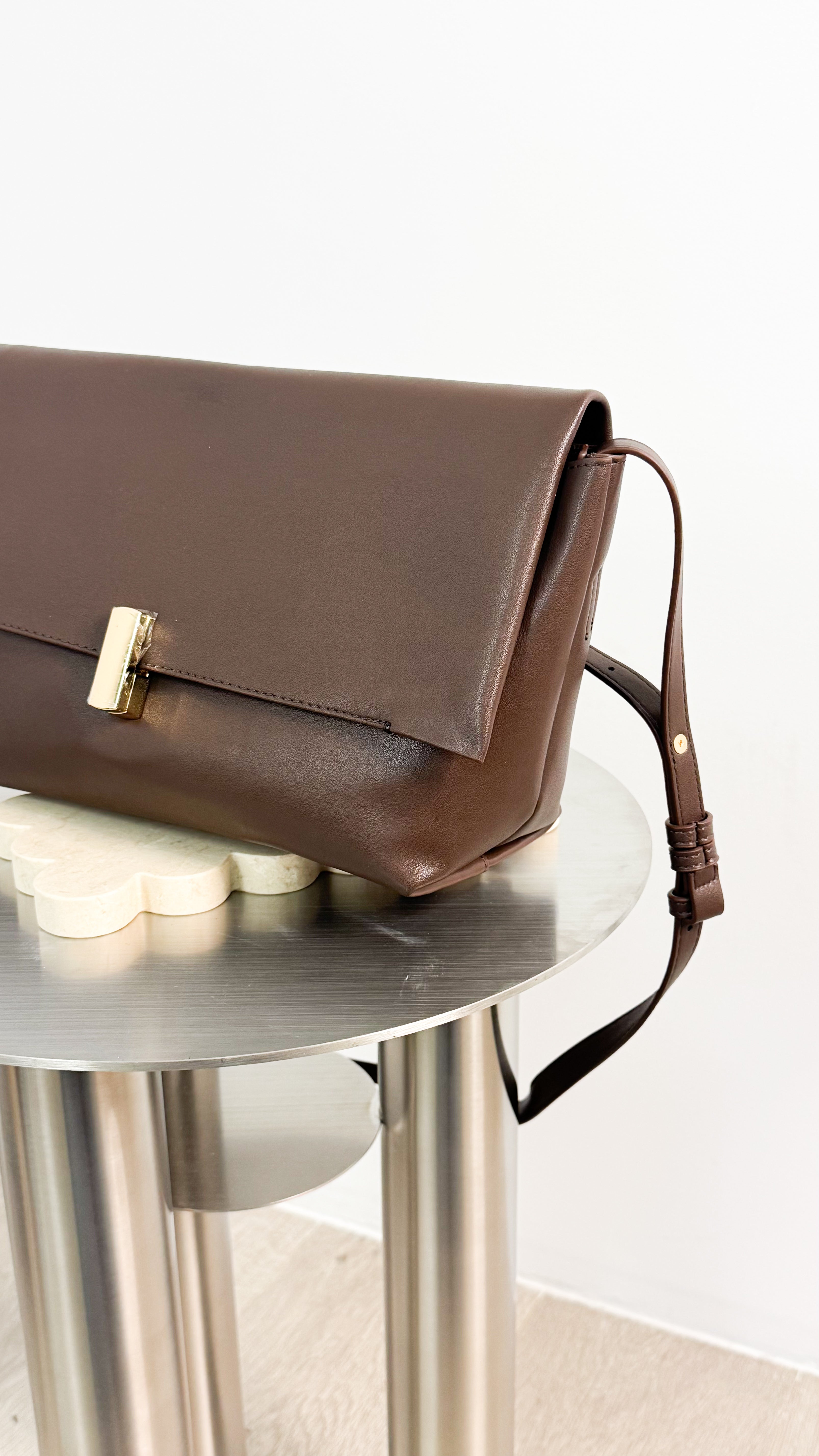 NOVA CLUTCH BAG -CHOCOLATE