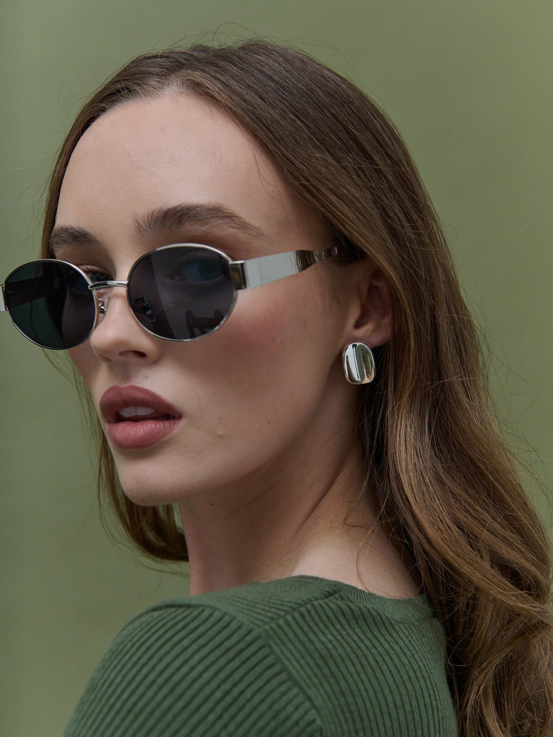 HELENA OVAL SUNNIES - SILVER/BLACK