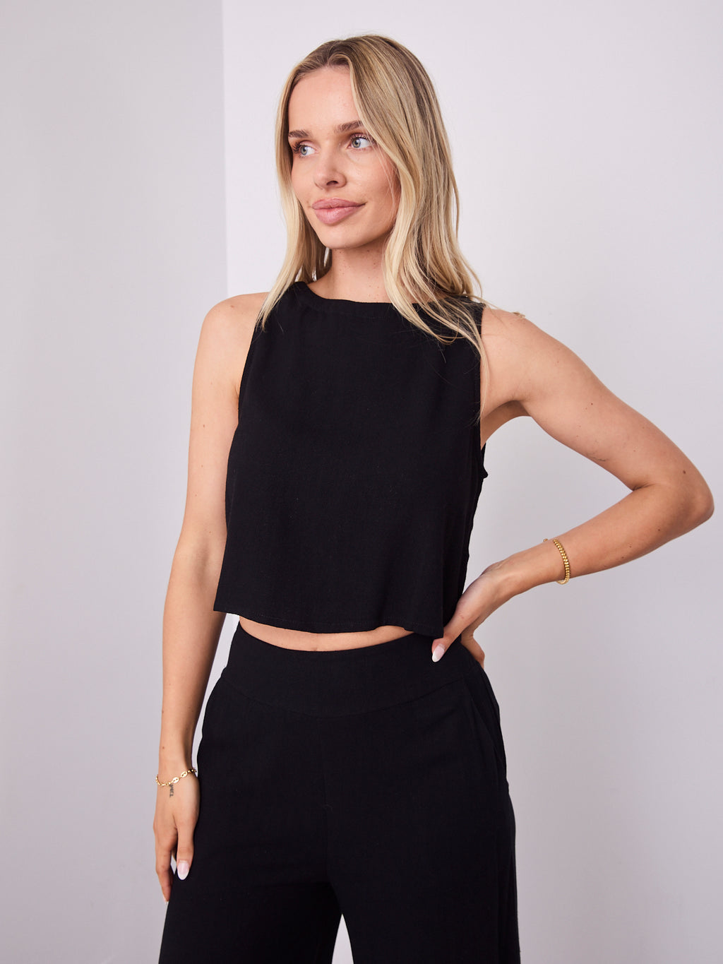 MEMPHIS TOP - BLACK