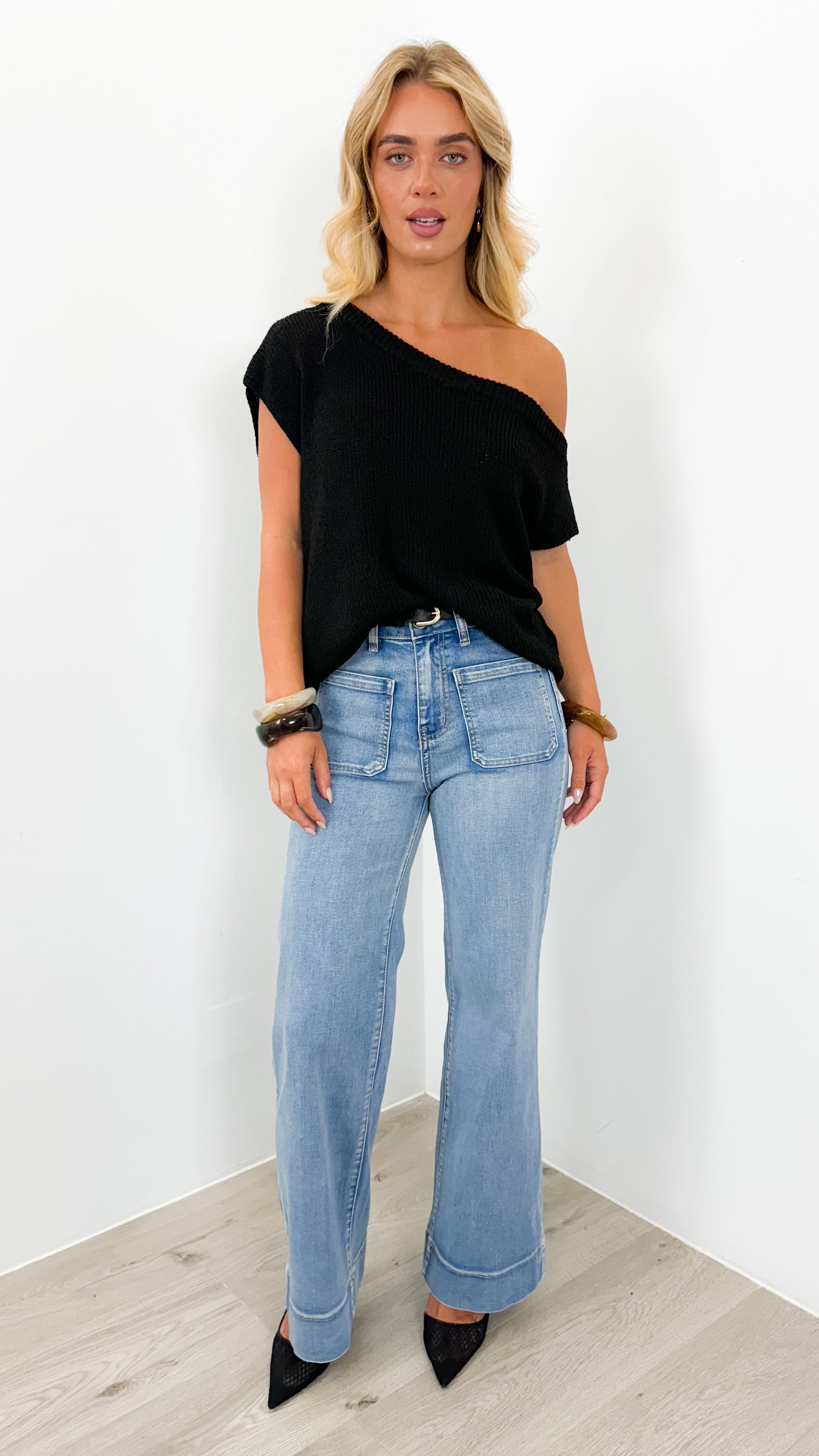 BETHENNY KNIT TOP - BLACK