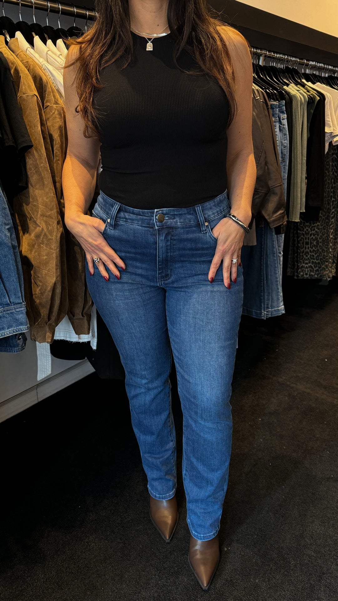 CARLTON STRETCH STRAIGHT LEG JEAN - DARK BLUE WASH