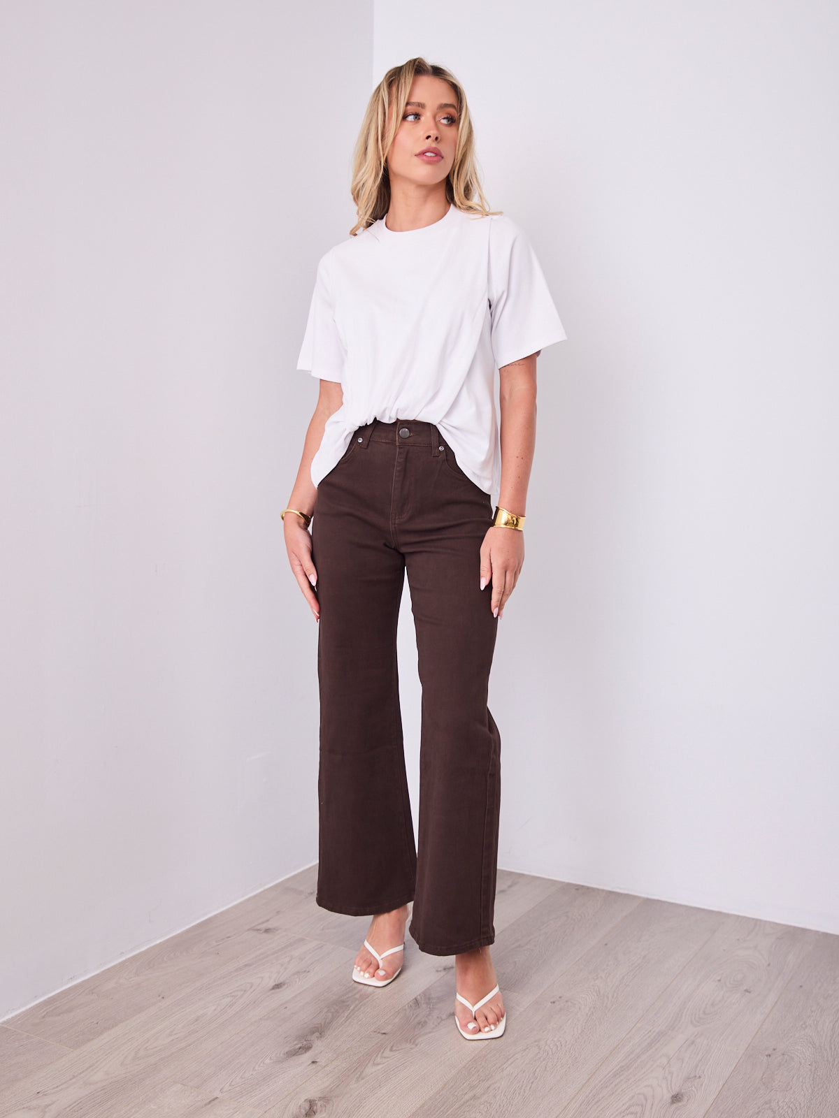 AMBER TUCK TEE - WHITE