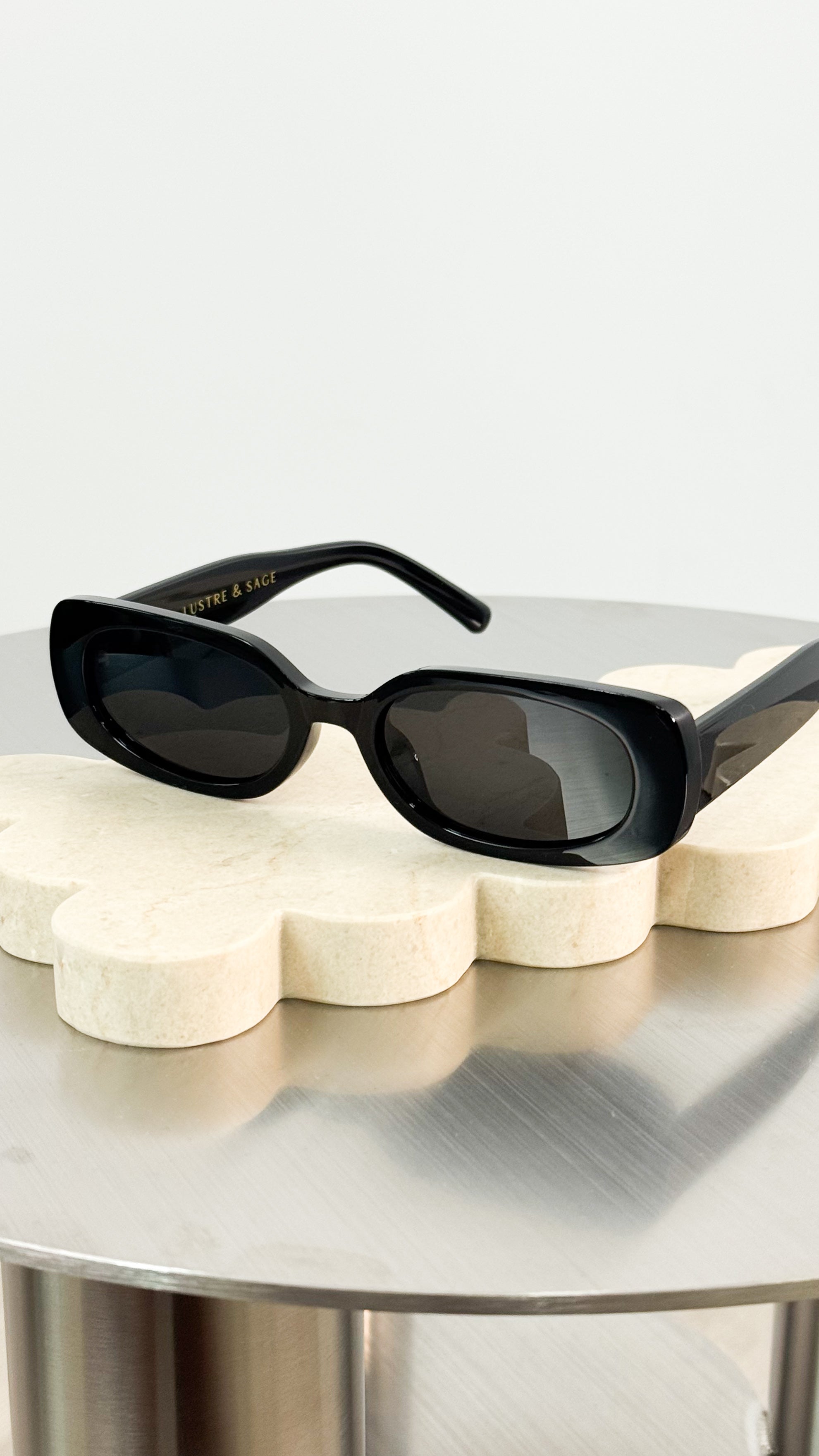 BIJOU POLARISED SUNGLASSES - BLACK