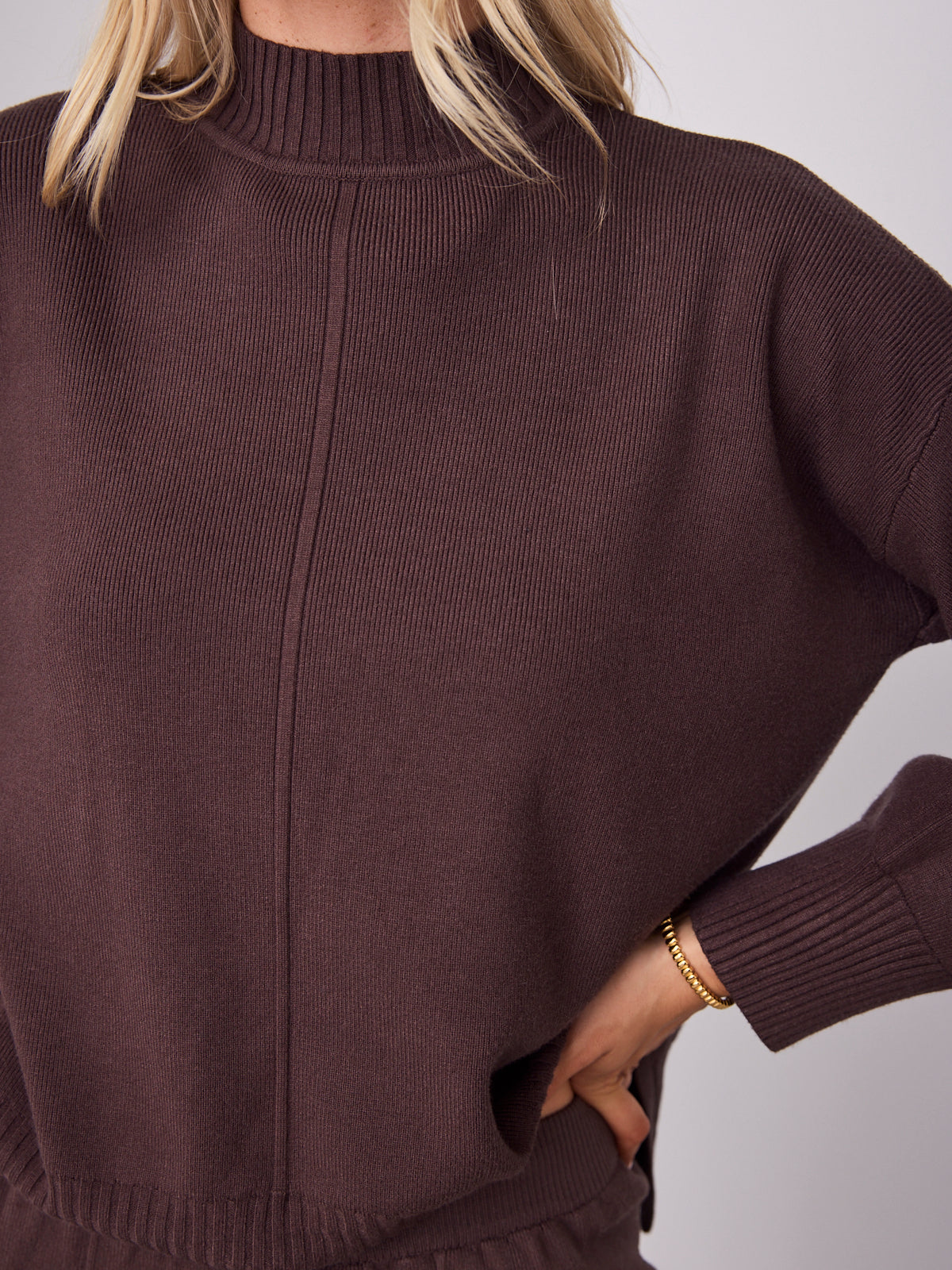 DELTA KNIT TOP - ESPRESSO