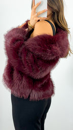 SASKIA FAUX FUR OVERSIZED JACKET - WINE