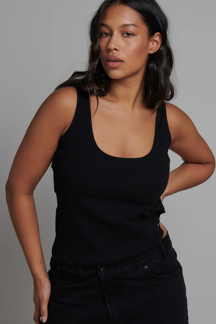 'BAYSE' JORDY TANK - BLACK