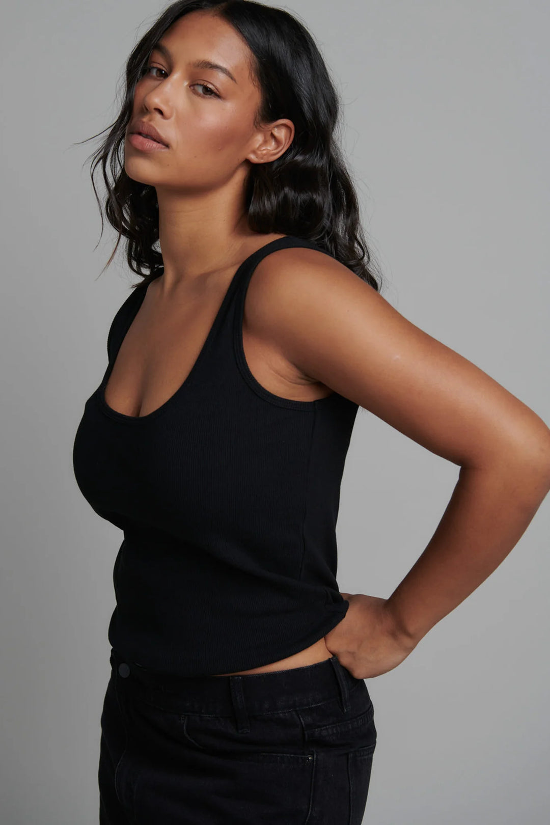 'BAYSE' JORDY TANK - BLACK