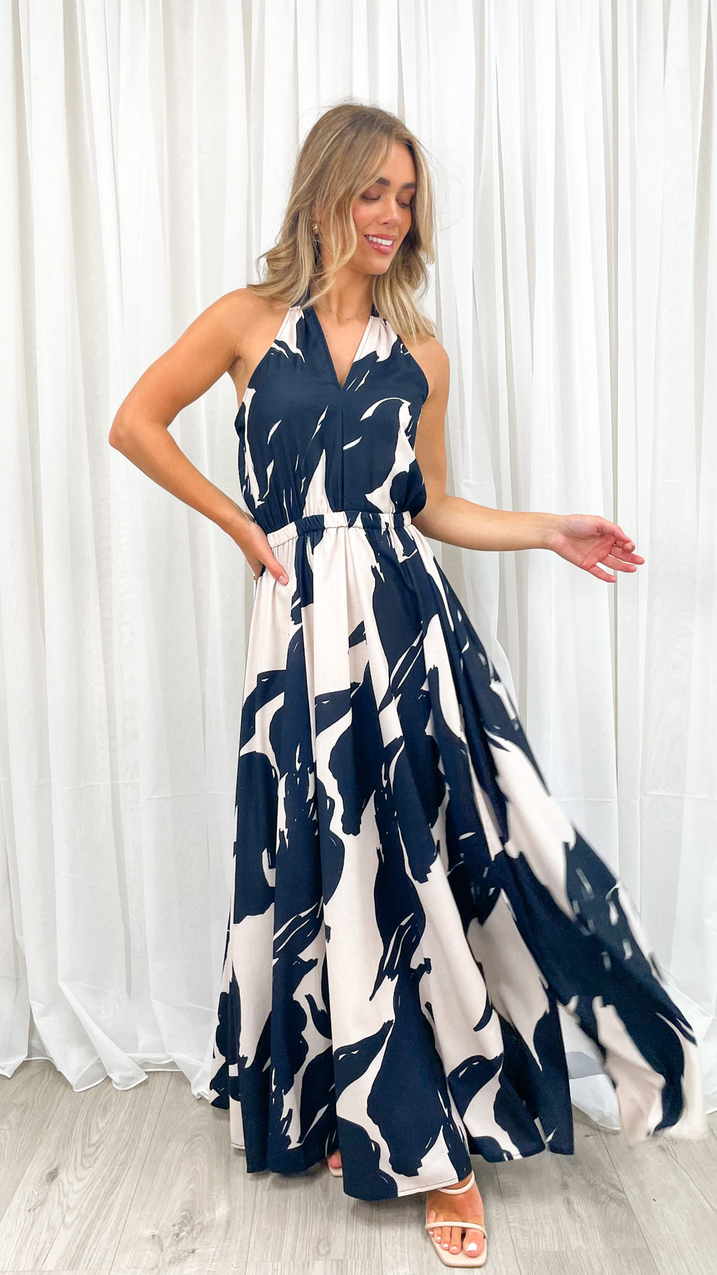 NILAH DRESS - BLACK