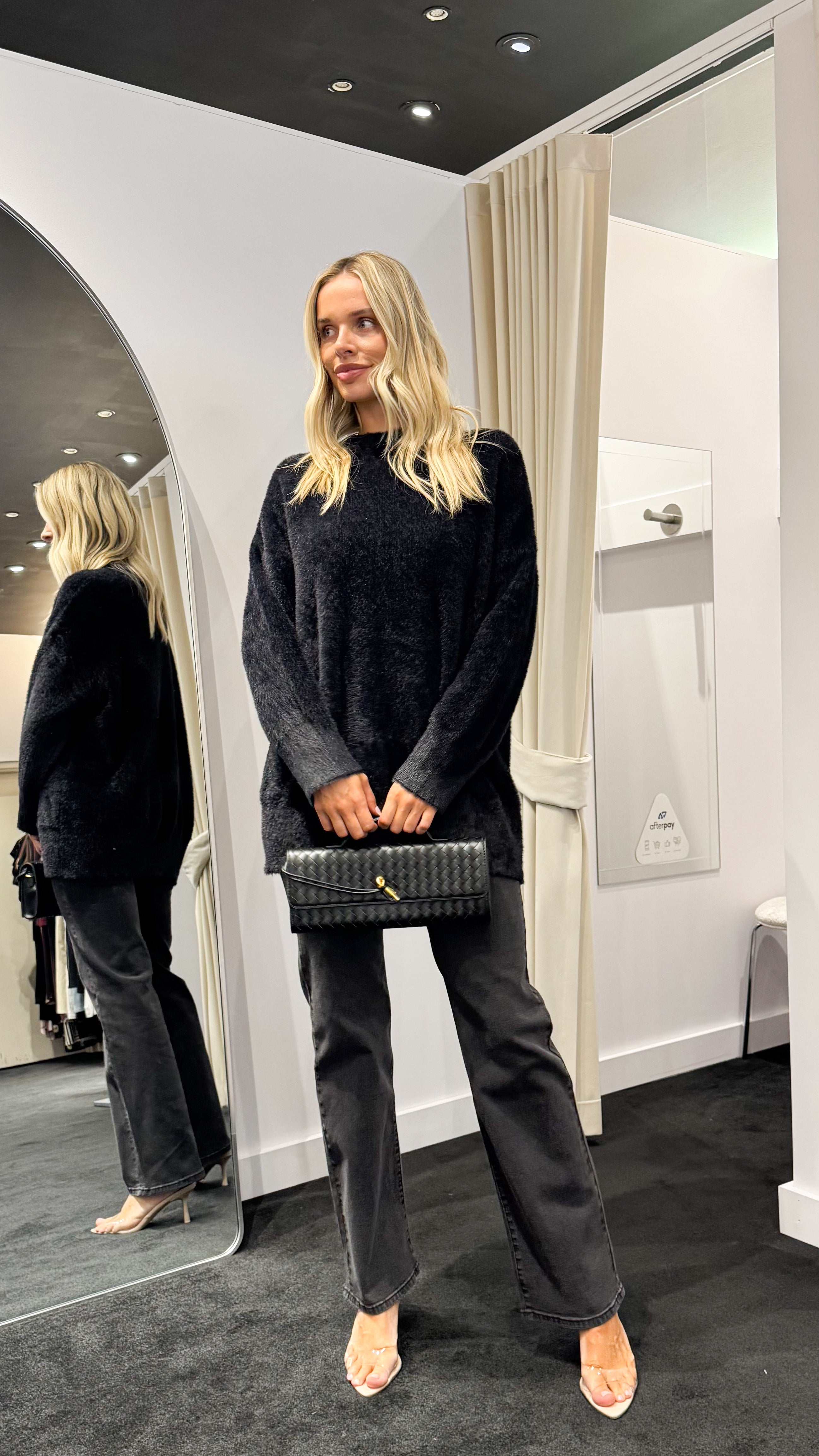 REMY LONG FLUFFY KNIT - BLACK
