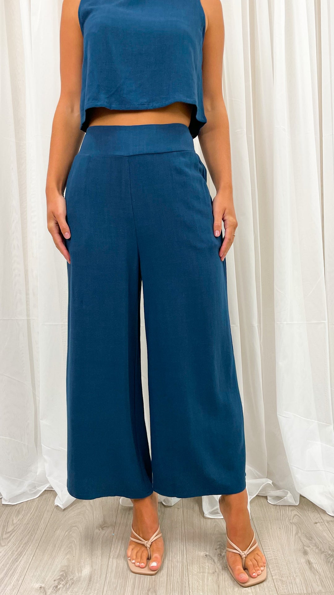 MEMPHIS 7/8 LINEN PANT - NAVY