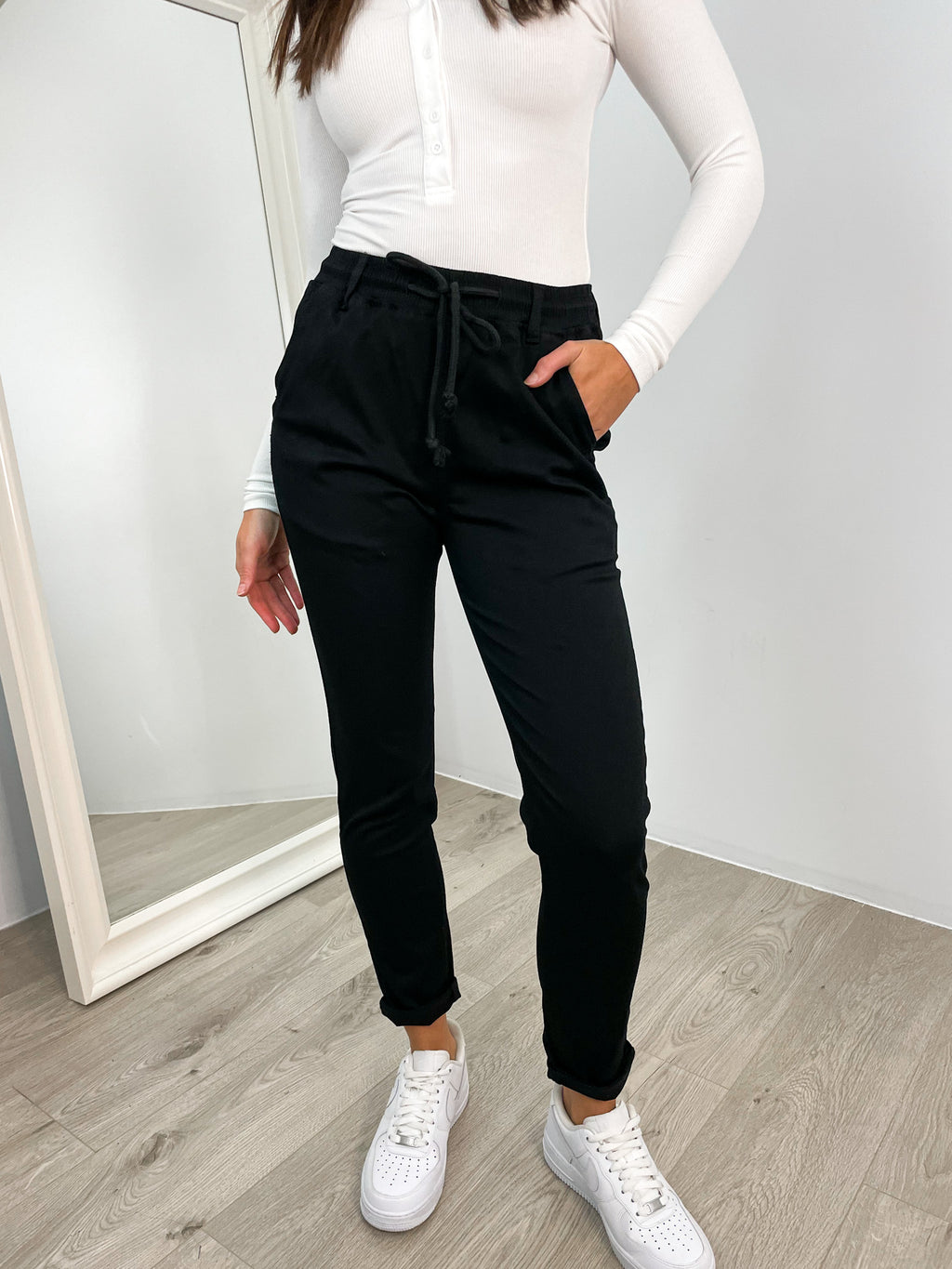EVAN JOGGER- BLACK