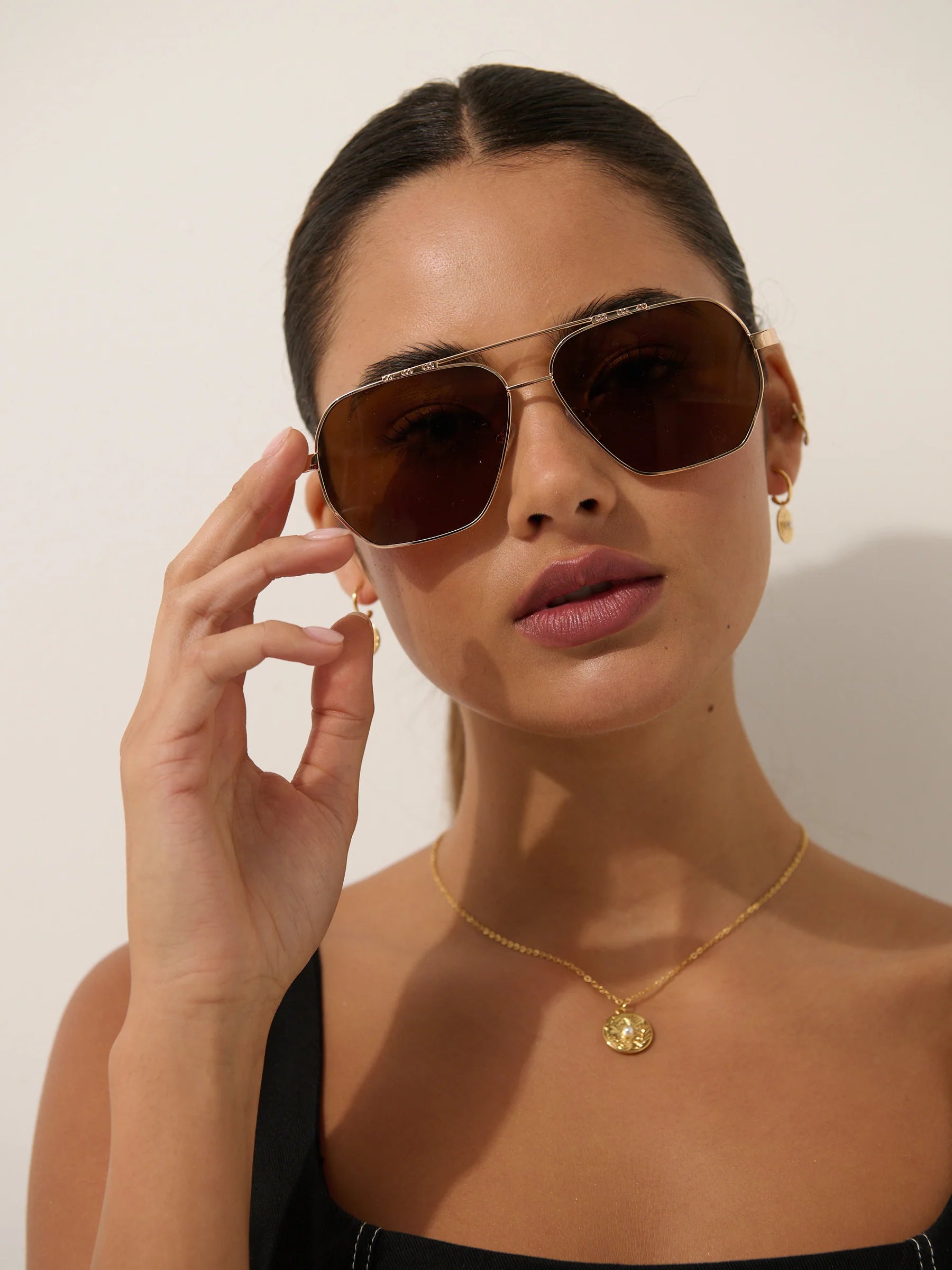 BRIE PEARL 18K GOLD NECKLACE - GOLD