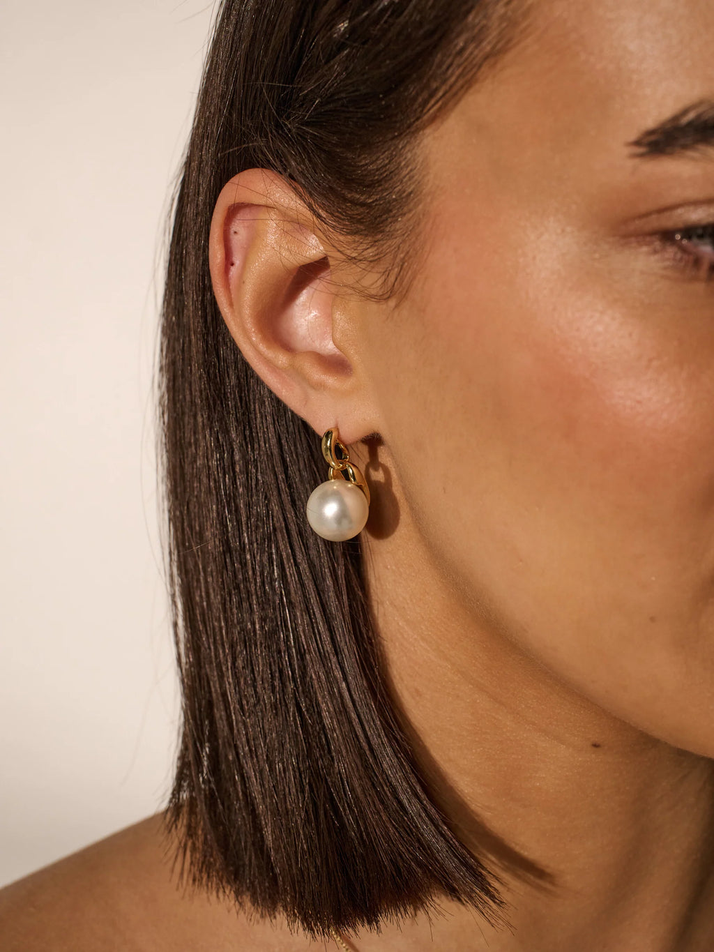 CLASSIC PEARL 18K GOLD PLATED EARRINGS - GOLD