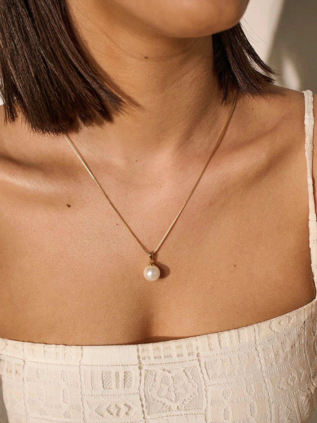 CLASSIC PEARL 18K GOLD PLATED NECKLACE - GOLD