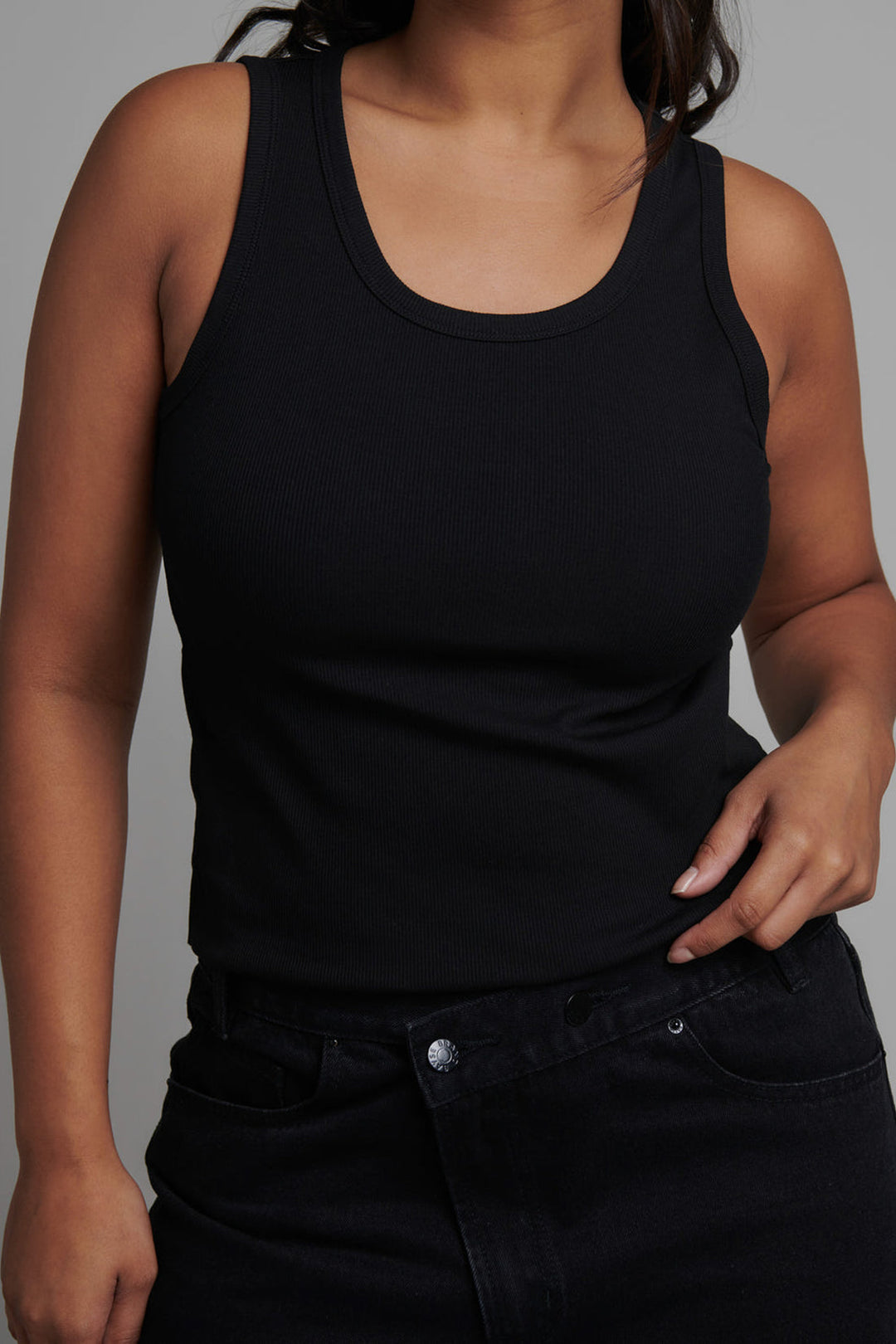 'BAYSE' CASSIA TANK - BLACK