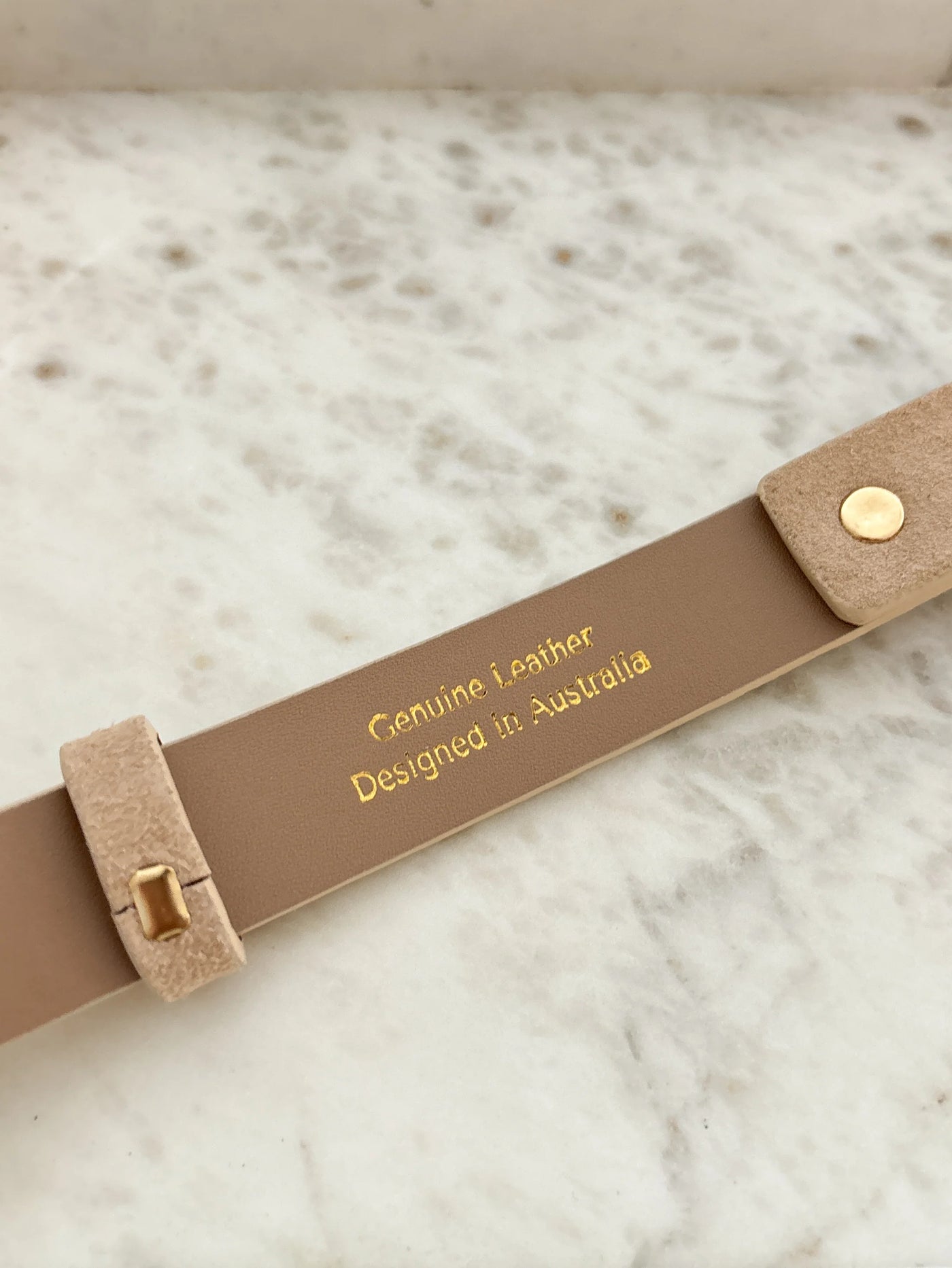 HALLEY SUEDE BUCKLE BELT - STONE