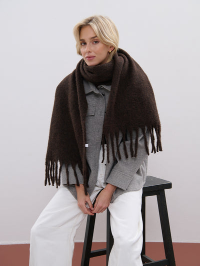 BETTY WOOL FLUFFY SCARF - CHOCOLATE