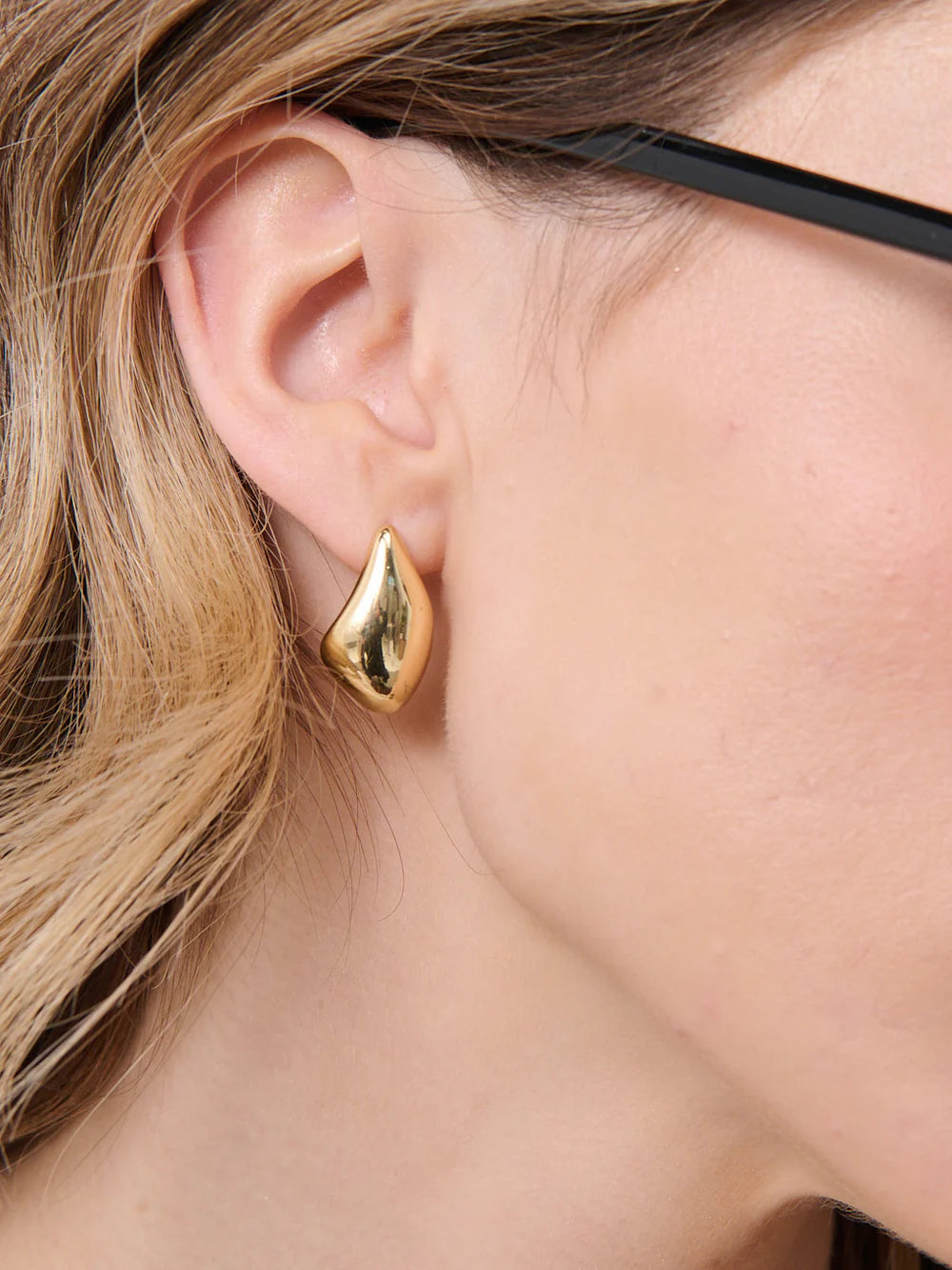 ANNI DROP 18K GOLD PLATED EARRINGS - GOLD