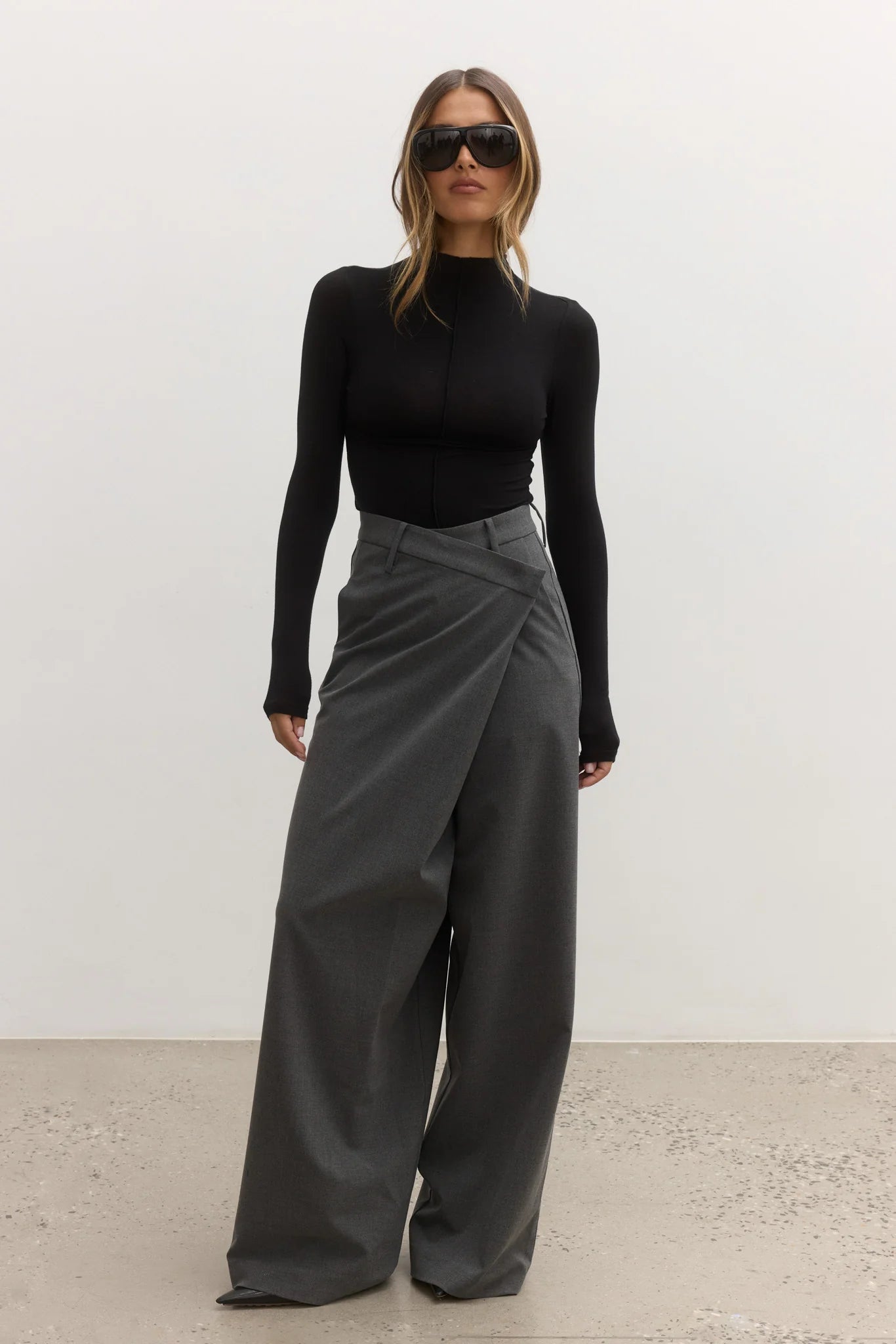 'BAYSE' ANISA TURTLE NECK - SHADOW