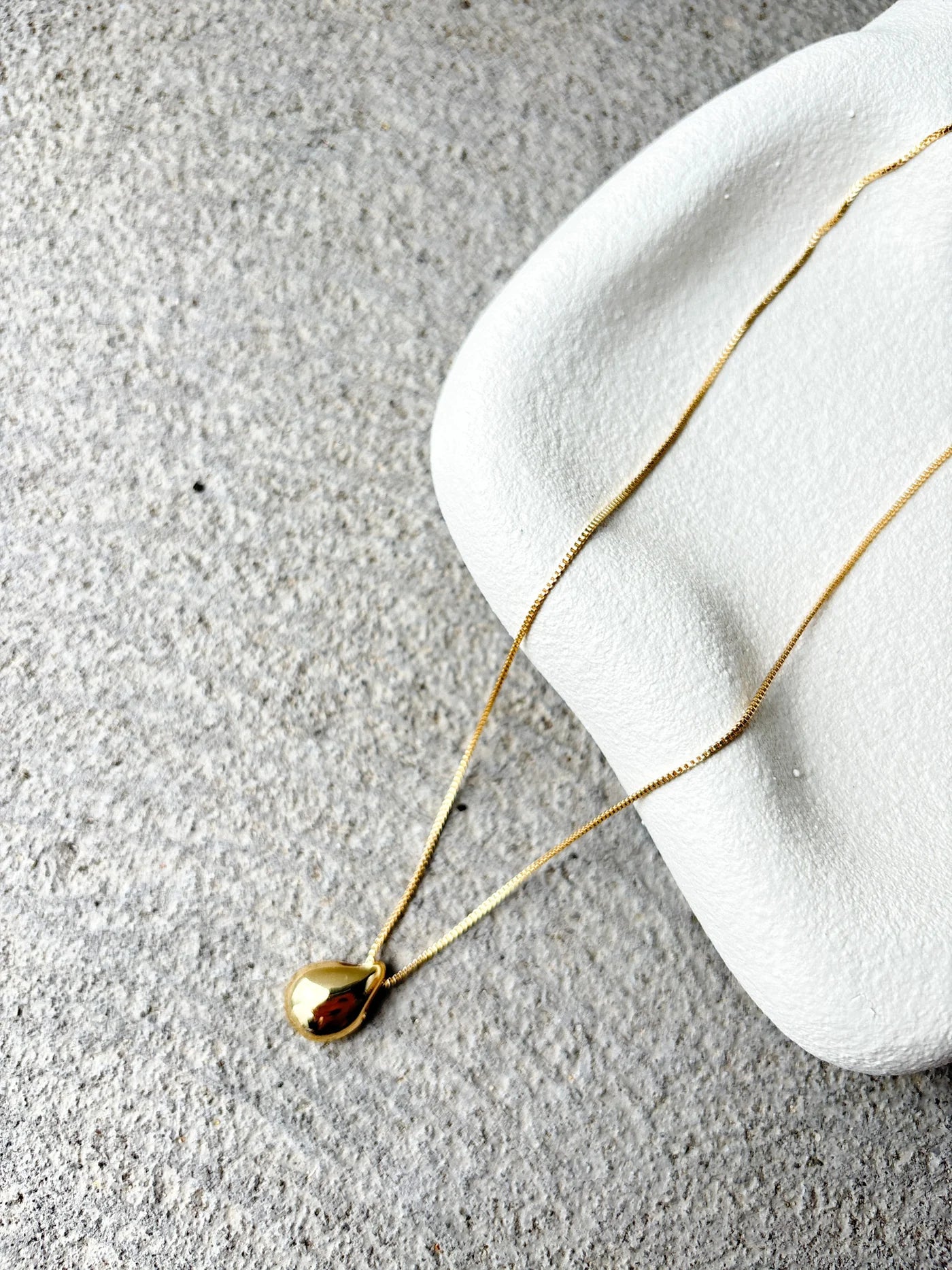 MINI DROPLET GOLD PLATED NECKLACE - GOLD